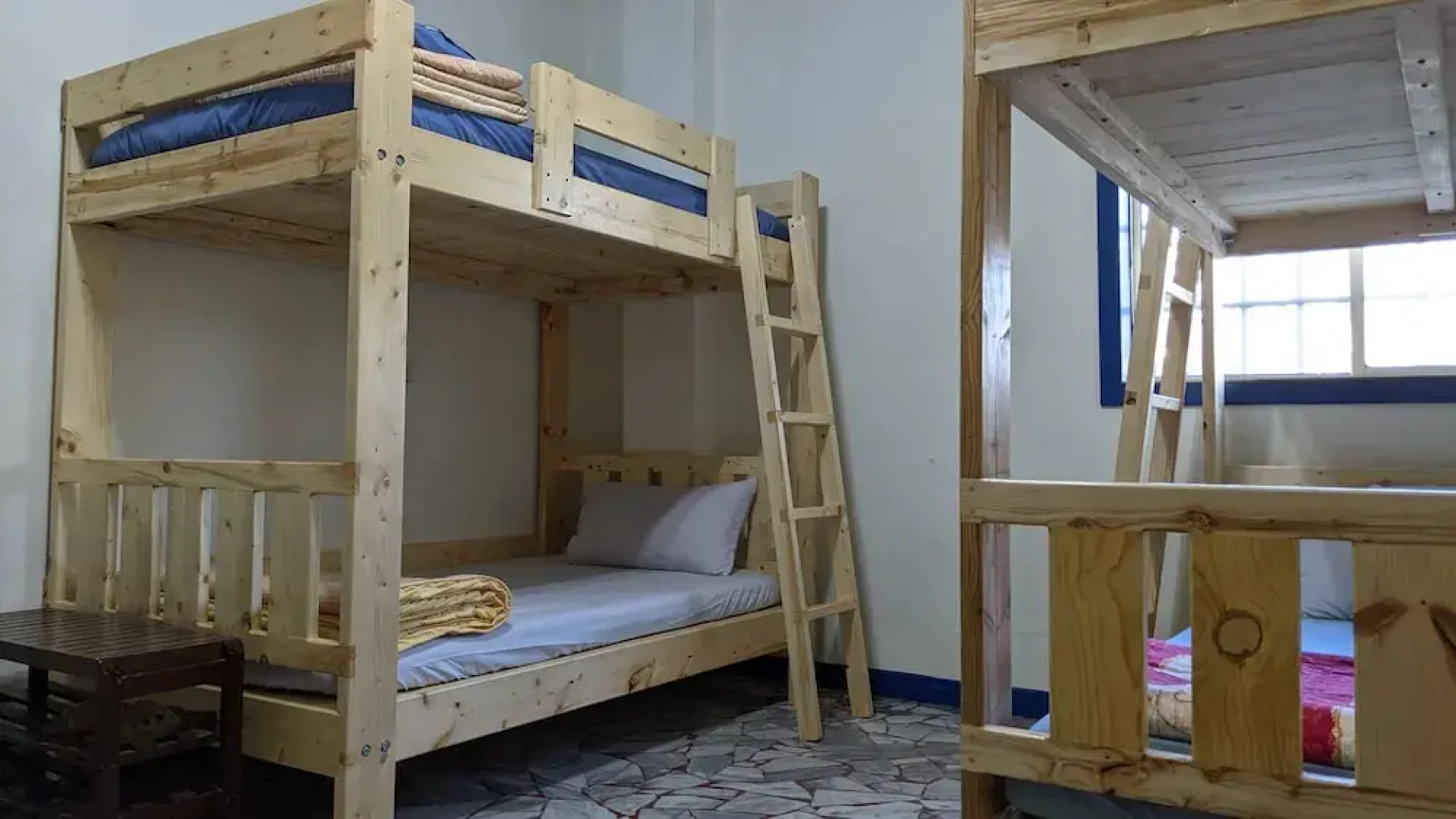 The Lodge for Cyclists - Hostel