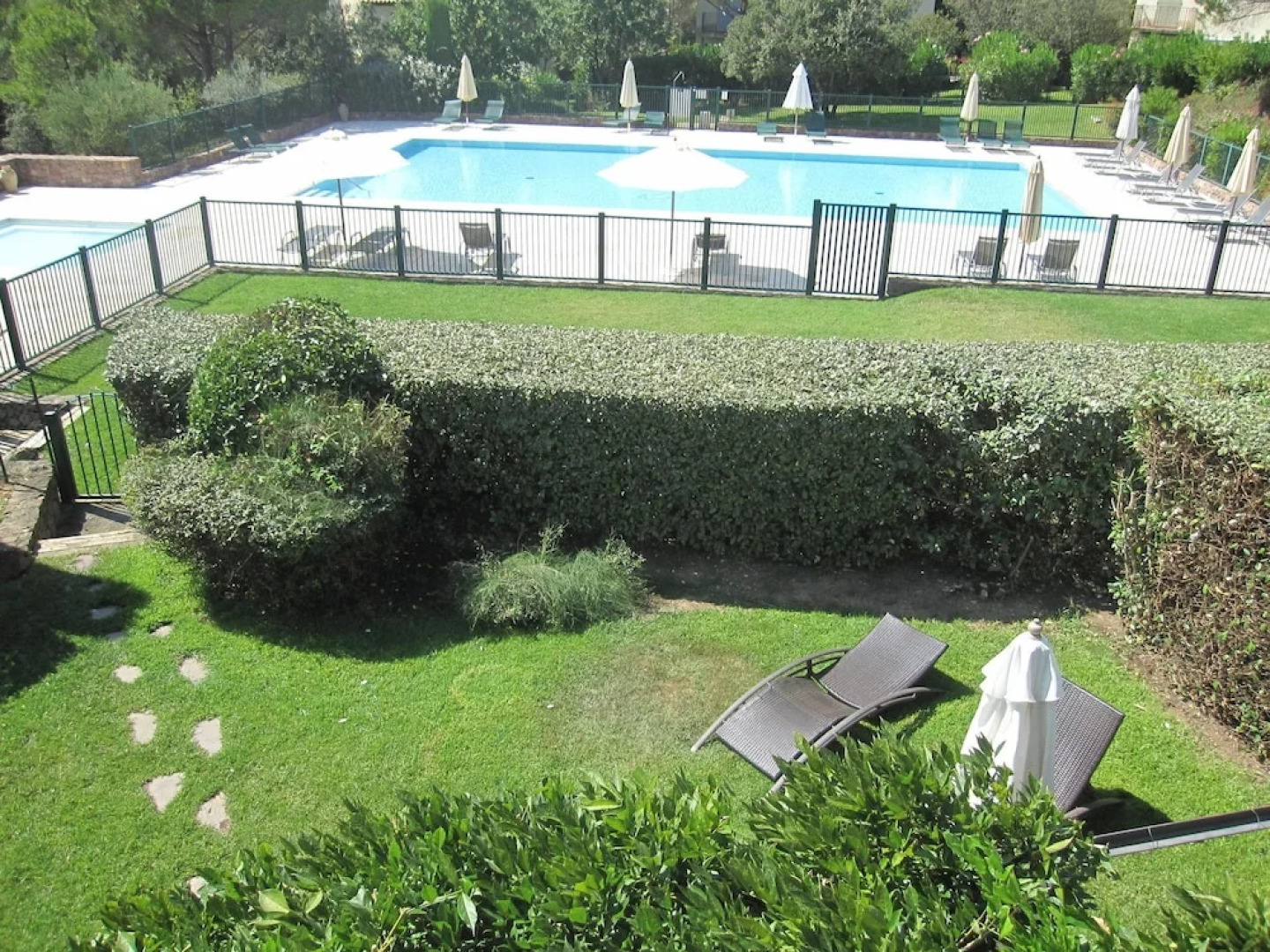 Provencal Holiday Home With Dishwasher not far From Fréjus