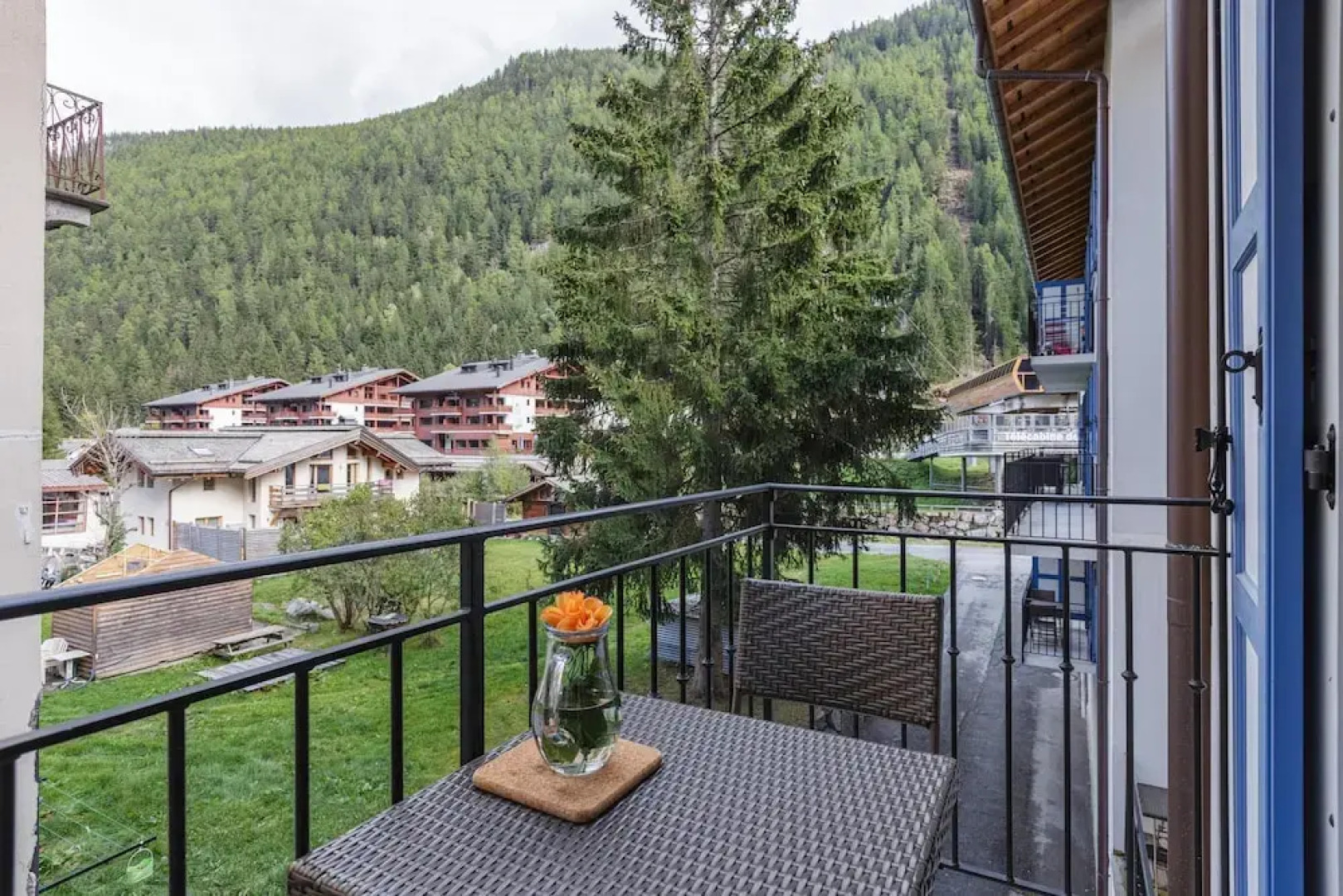 Vallorcine Loriaz 11 ski in ski out