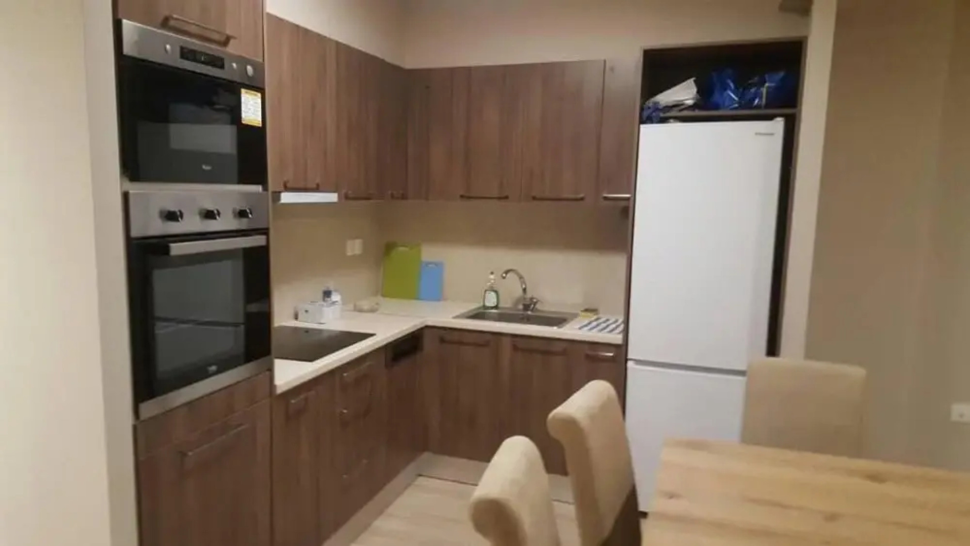 Spacious Apartment at Paleo Faliro