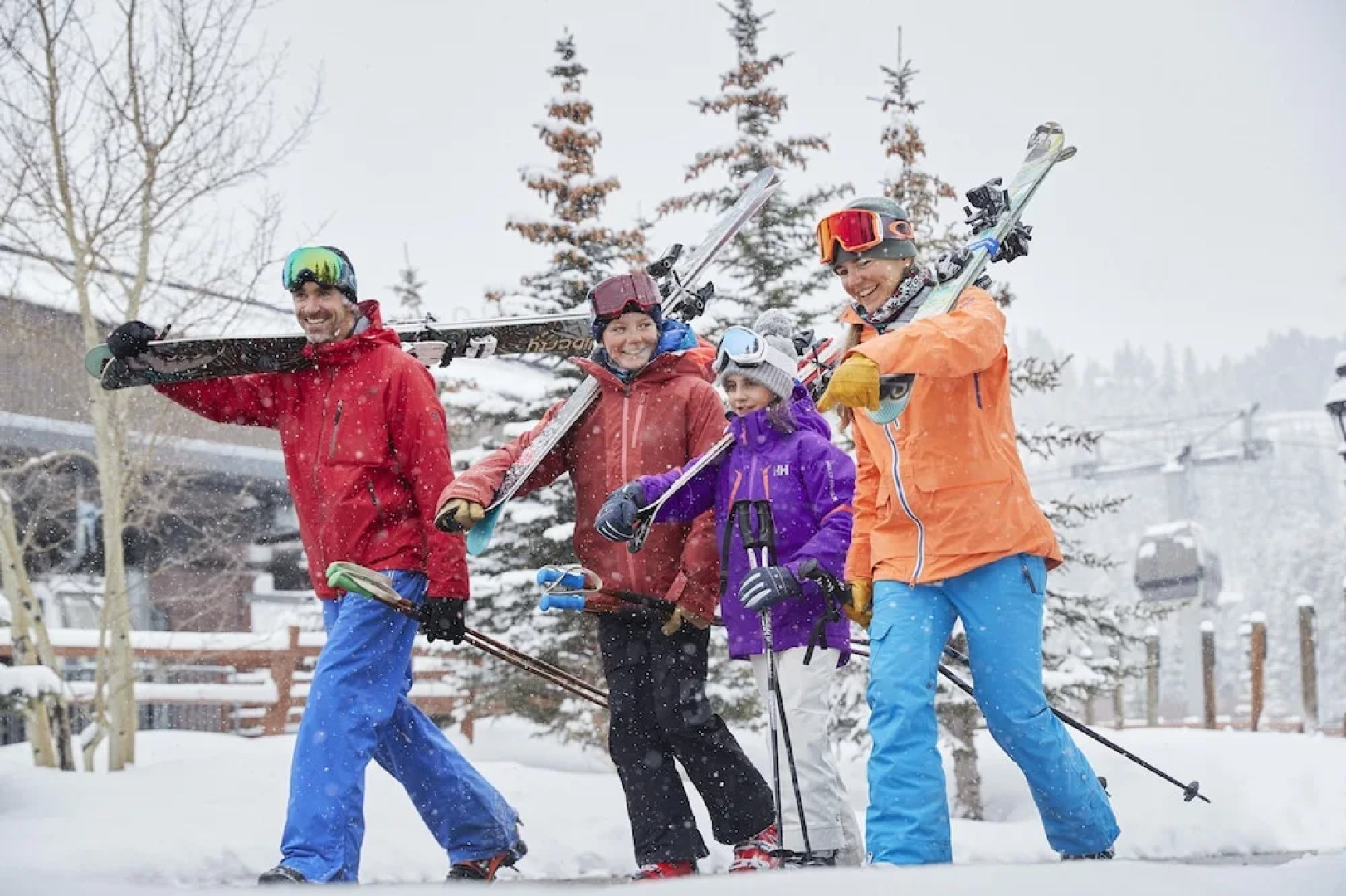 Rocky Mountain Luxury - Large Ski-in Winter Townhome 6ppl 2 Bedroom Townhouse by RedAwning