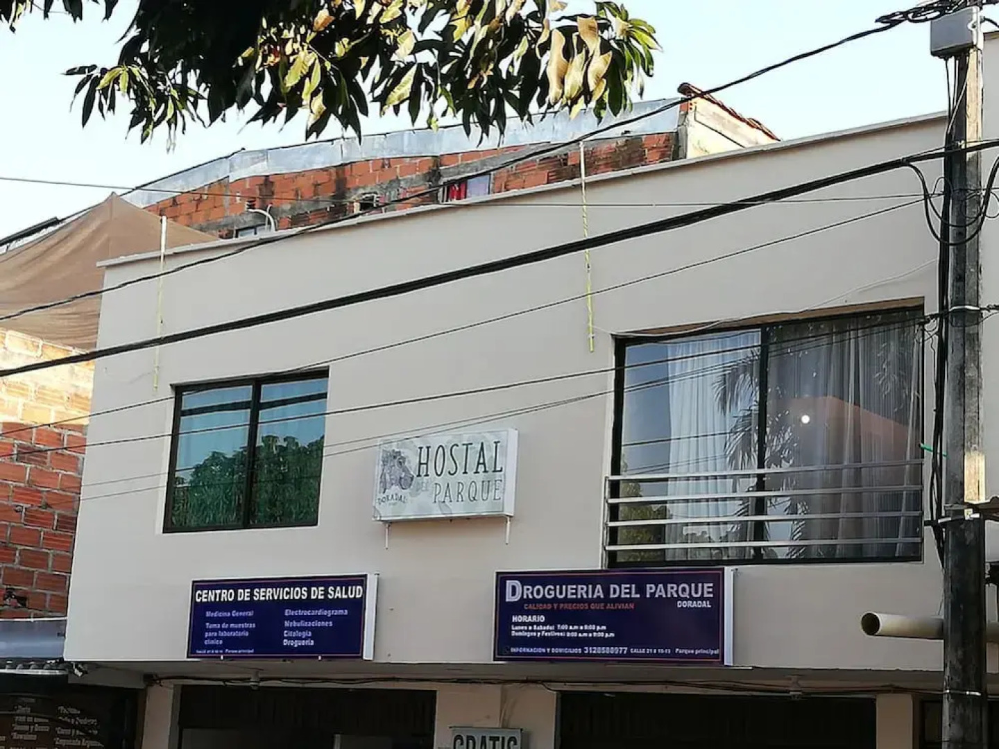 Hostal del parque Doradal