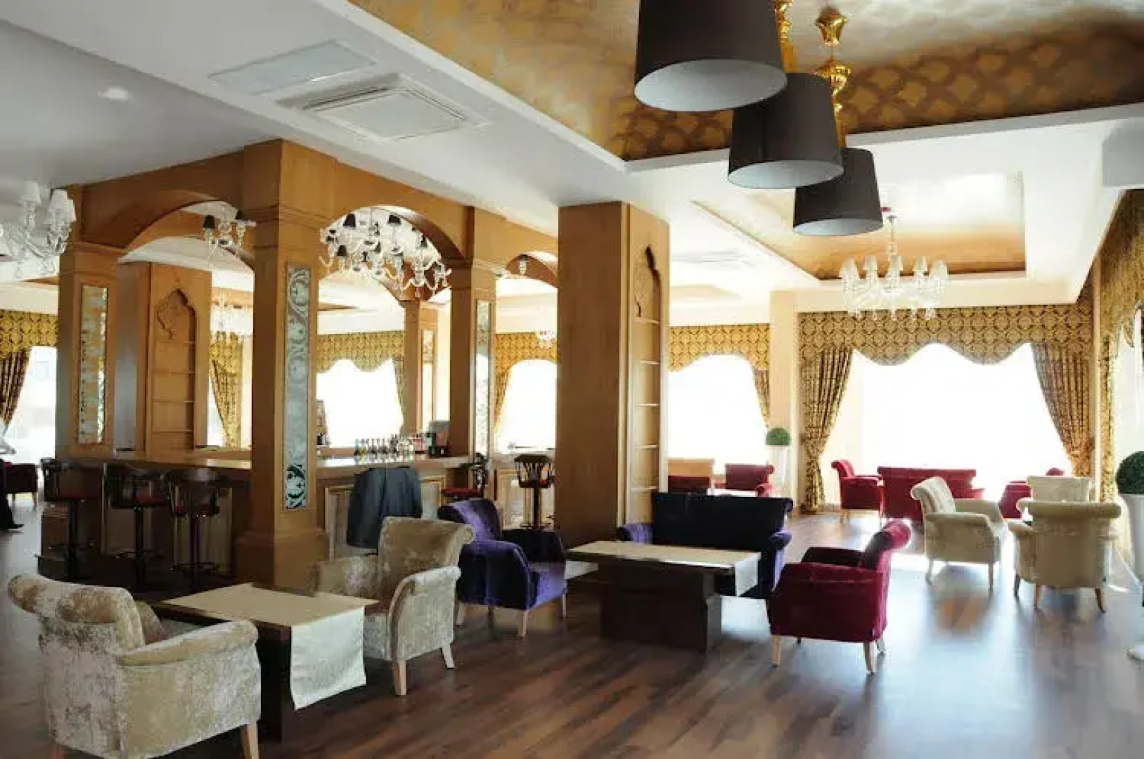 Azura Park Residence