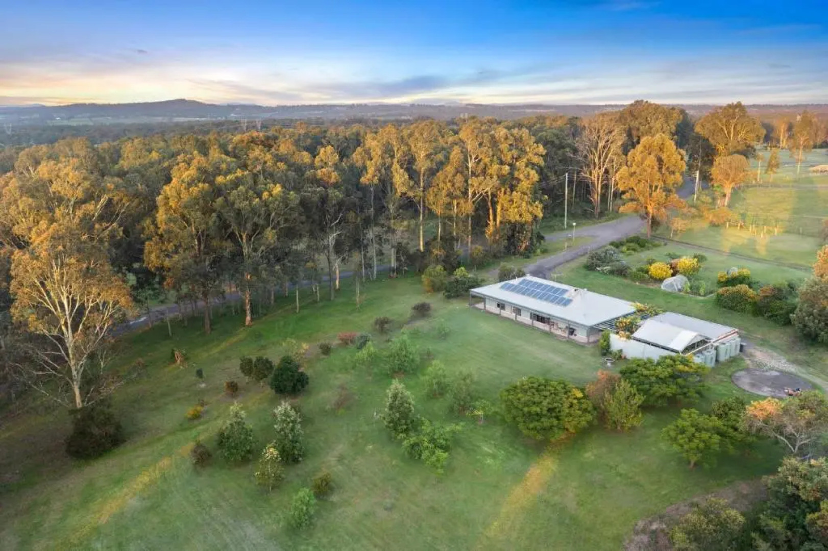 Lovedale Country Views