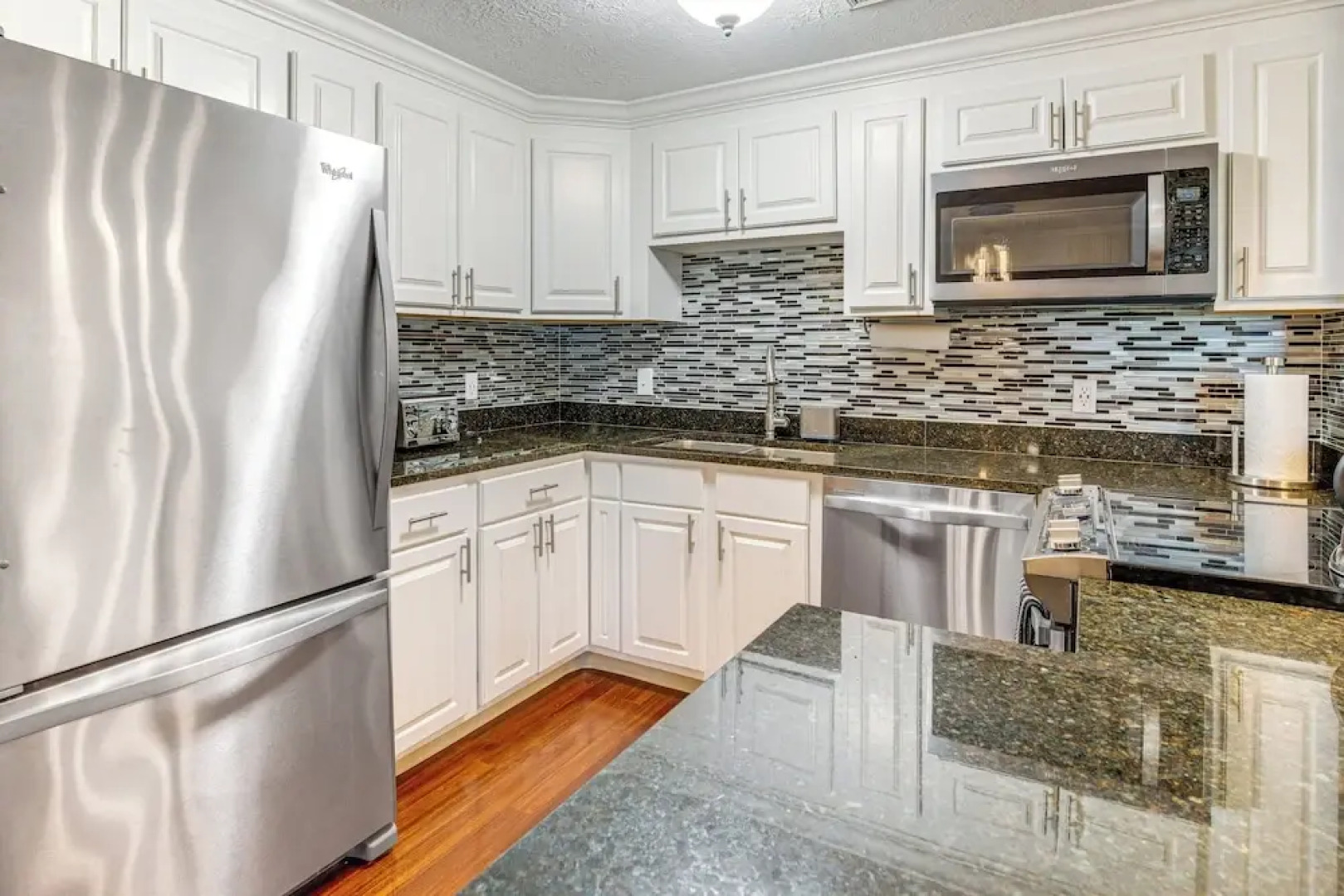 1 Mi to Millyard District: Unit w/ Furnished Porch