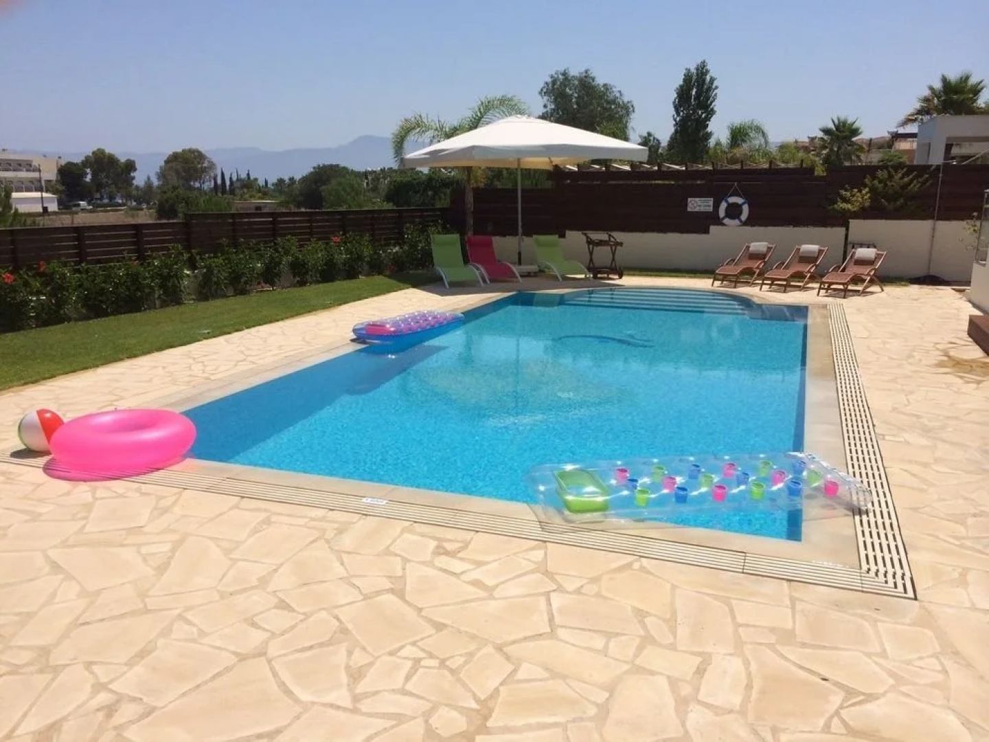 Paradise Latchi Villa