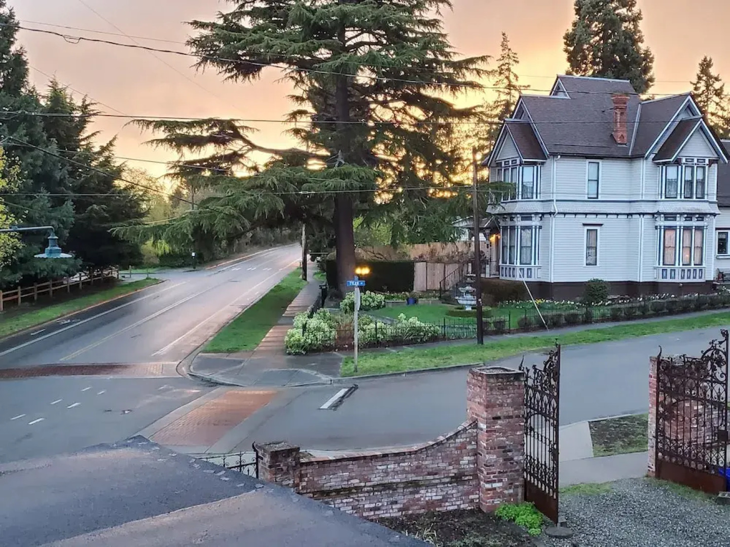 The Adams Pragge House