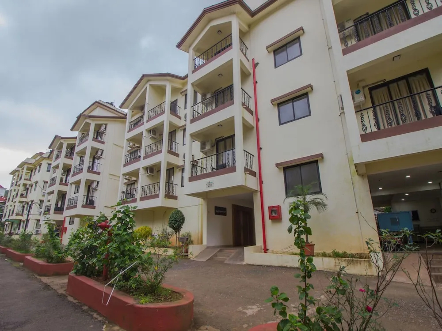 OYO 16780 Home 2BHK with Pool Assagaon