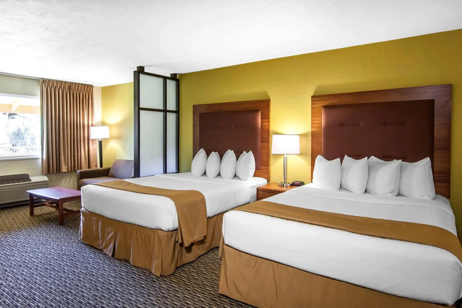 Quality Inn & Suites at Coos Bay