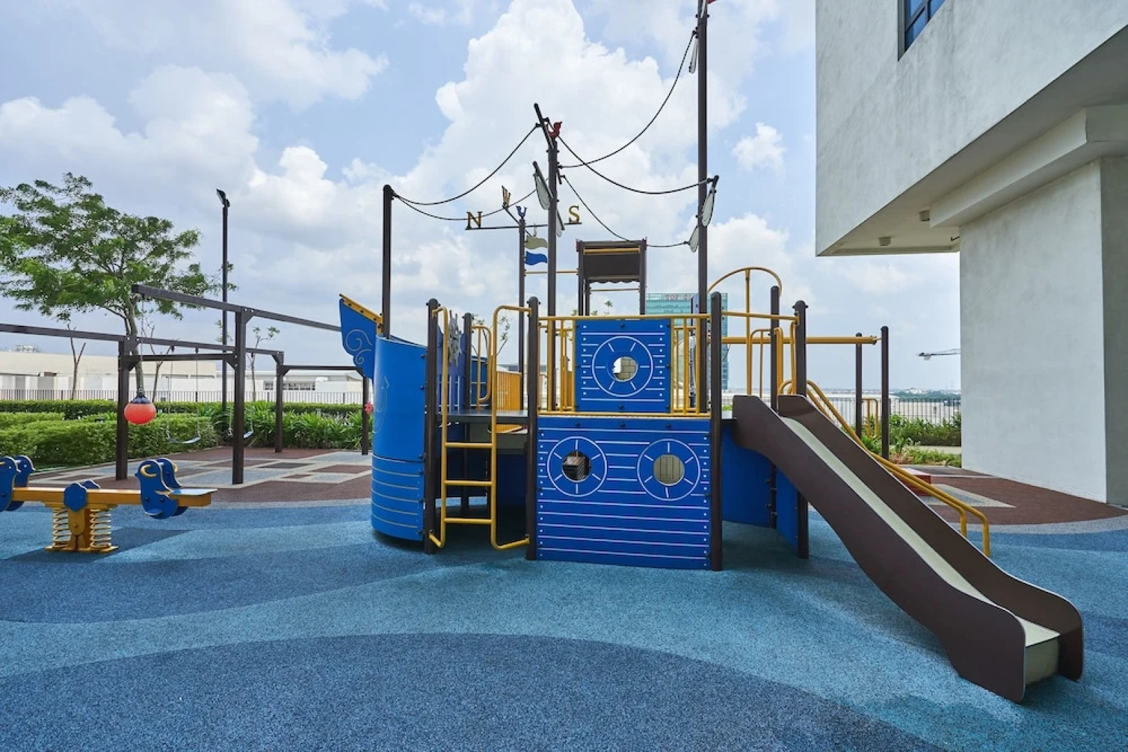 OYO Home 44001 Elegant Studio Setia Alam Trefoil