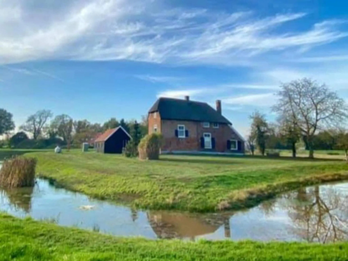 Spacious holiday home in Voorst with garden