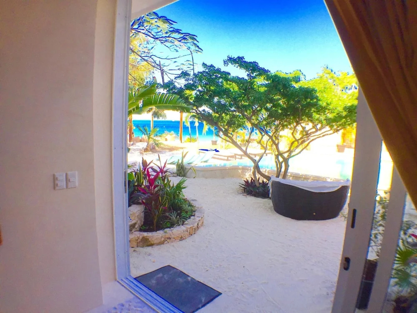 Villa Encantada by Coco B Isla