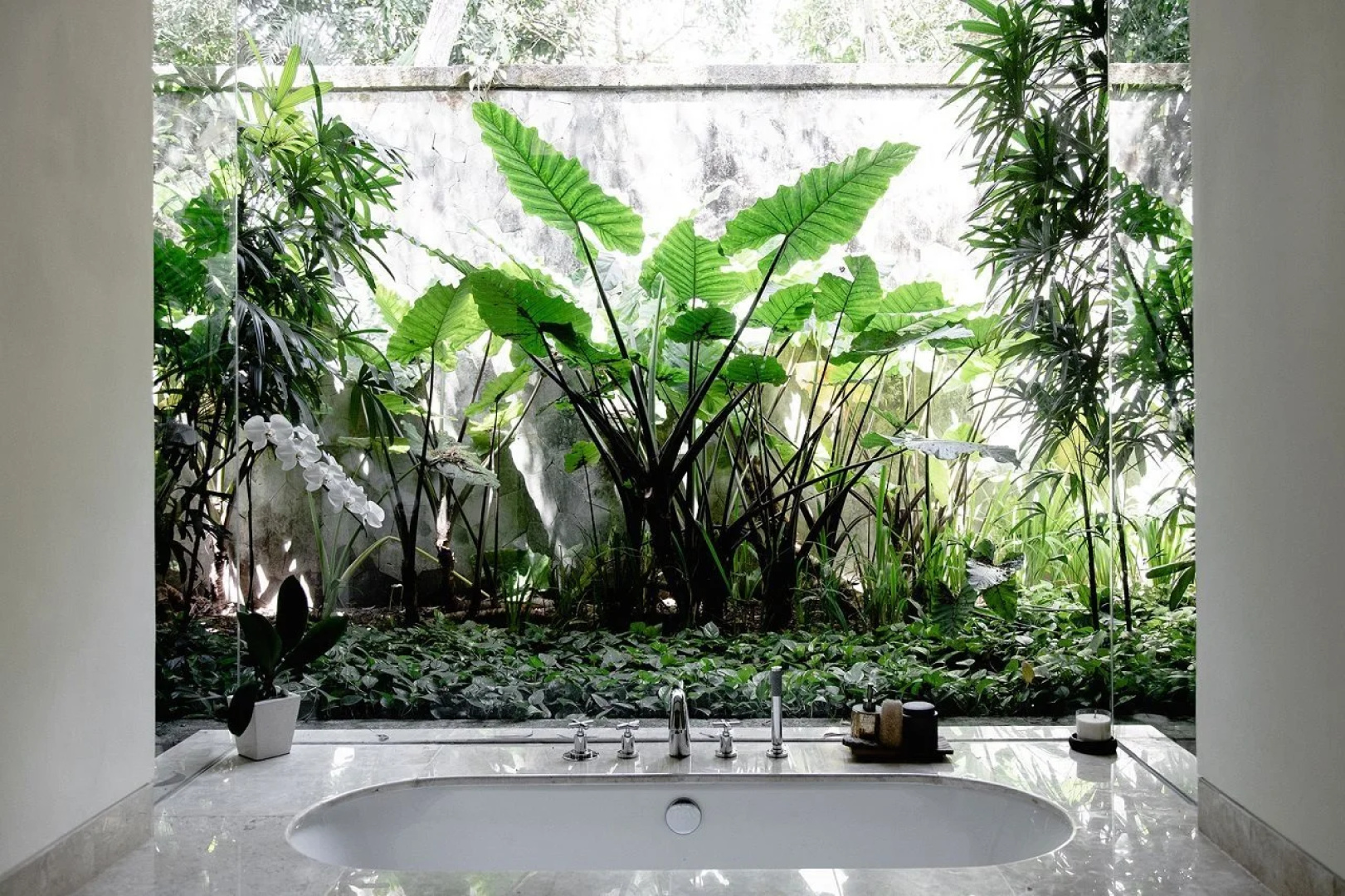 REVĪVŌ Wellness Resort Nusa Dua Bali