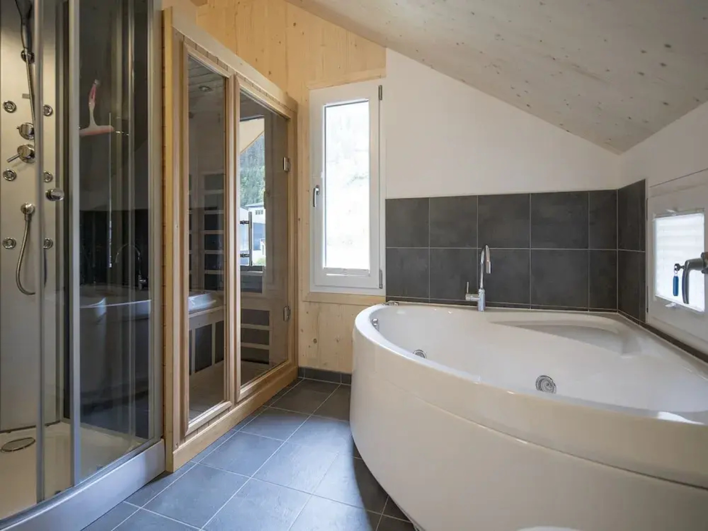 Luxurious Chalet Near Ski Area in Murau