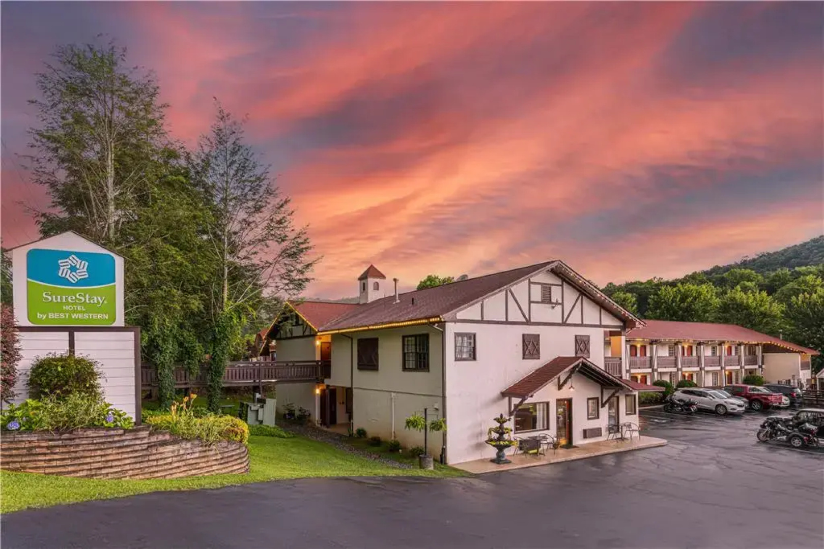 Super 8 Helen GA