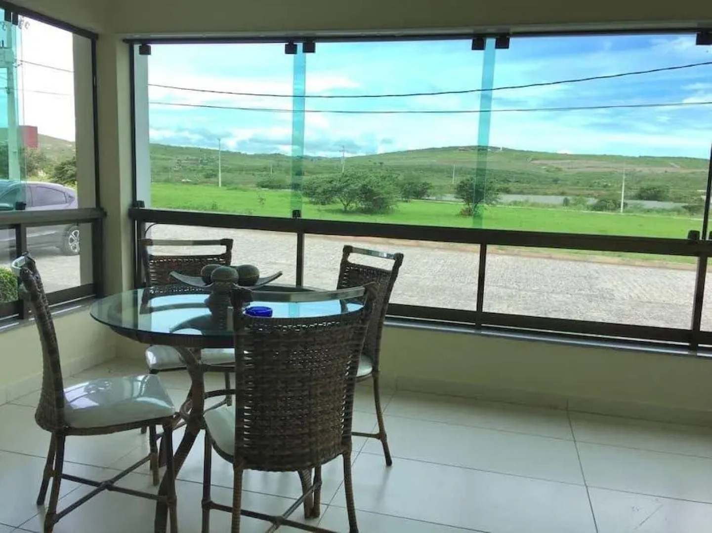 Flat térreo com duas suítes (até 8 pessoas) no Canarius Resort em Gravatá