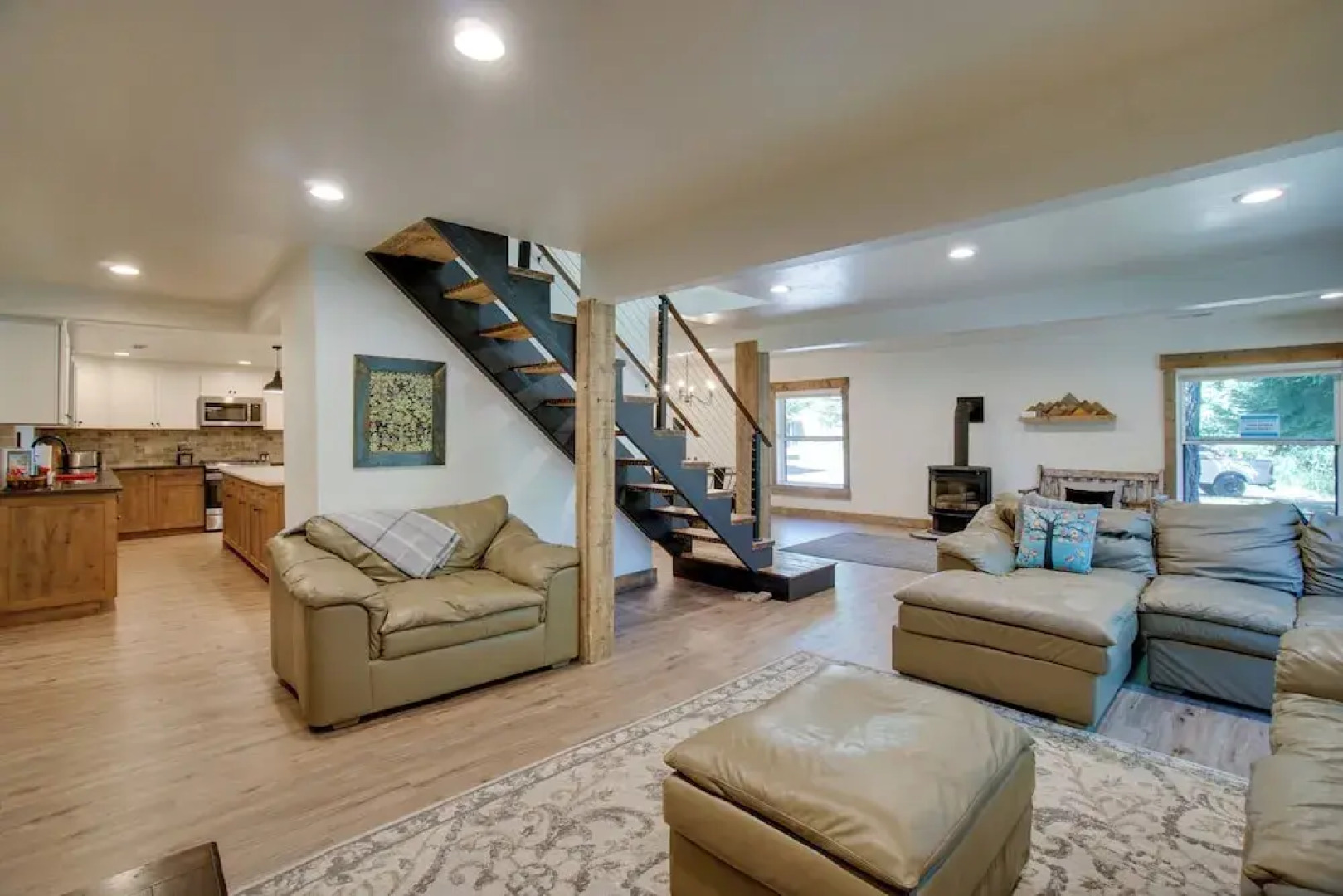 'deer Hollow' Home < 1 Mi to Payette Lake!