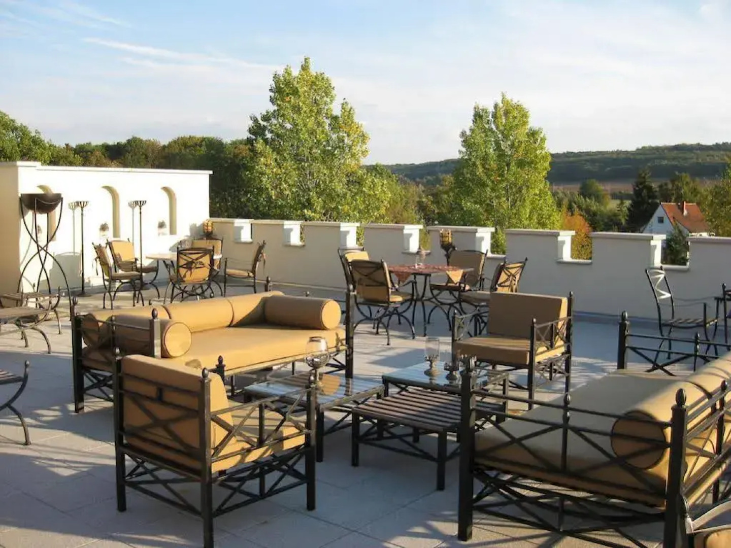 Landhaus & Burg Hotel Romantik