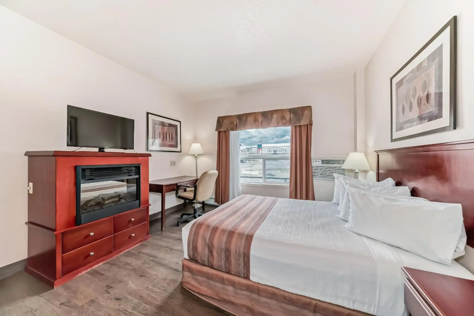 Best Western Grande Mountain Getaways & Hotel