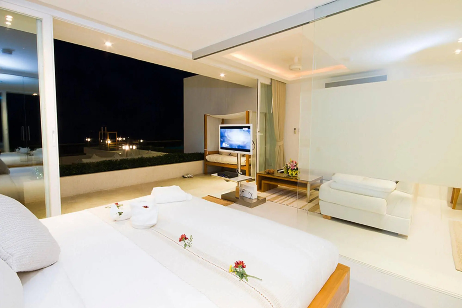 Code Samui Hotel