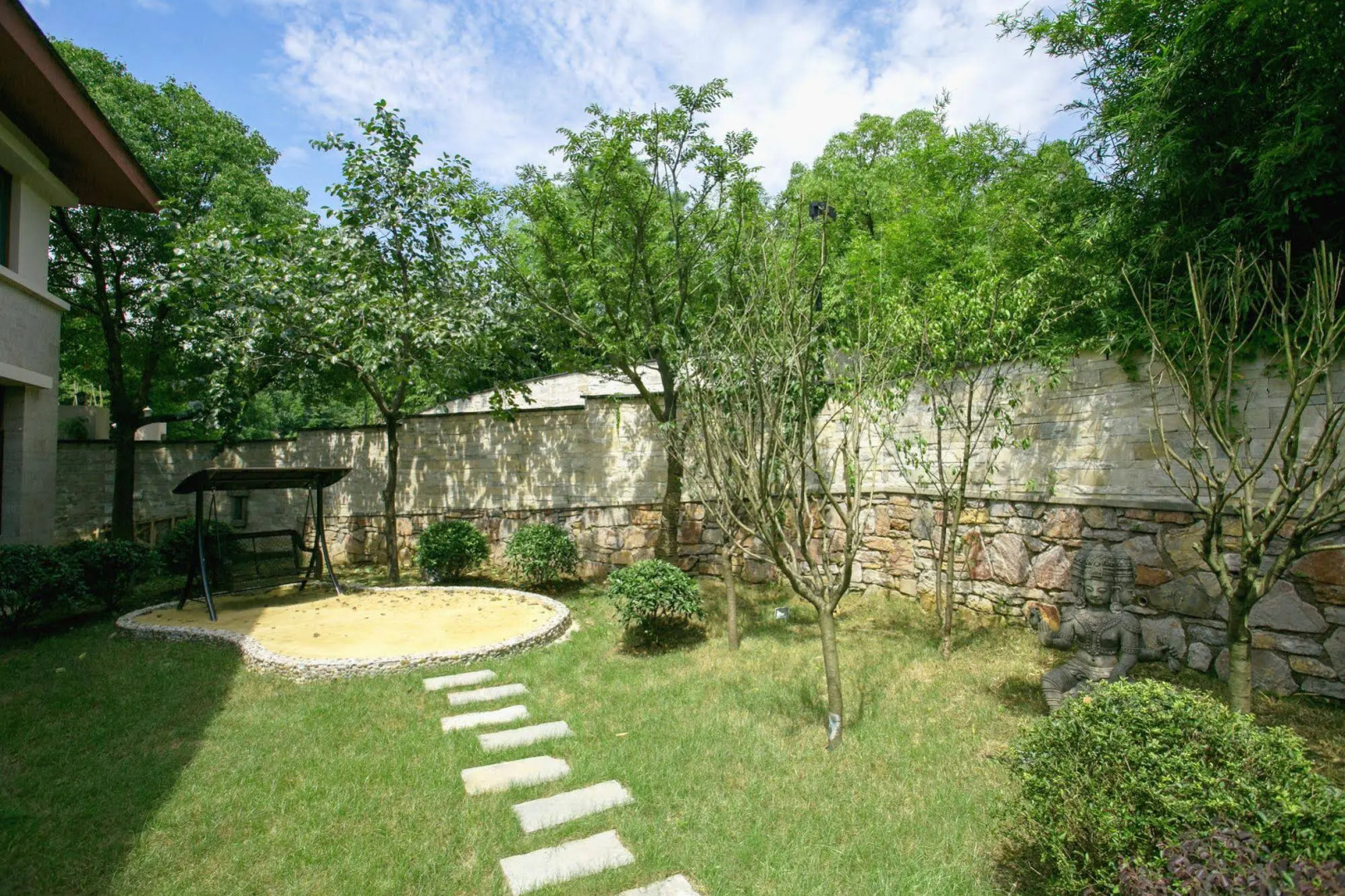 Nanjing Bali Yuanshu Vogue Hotspring Hotel