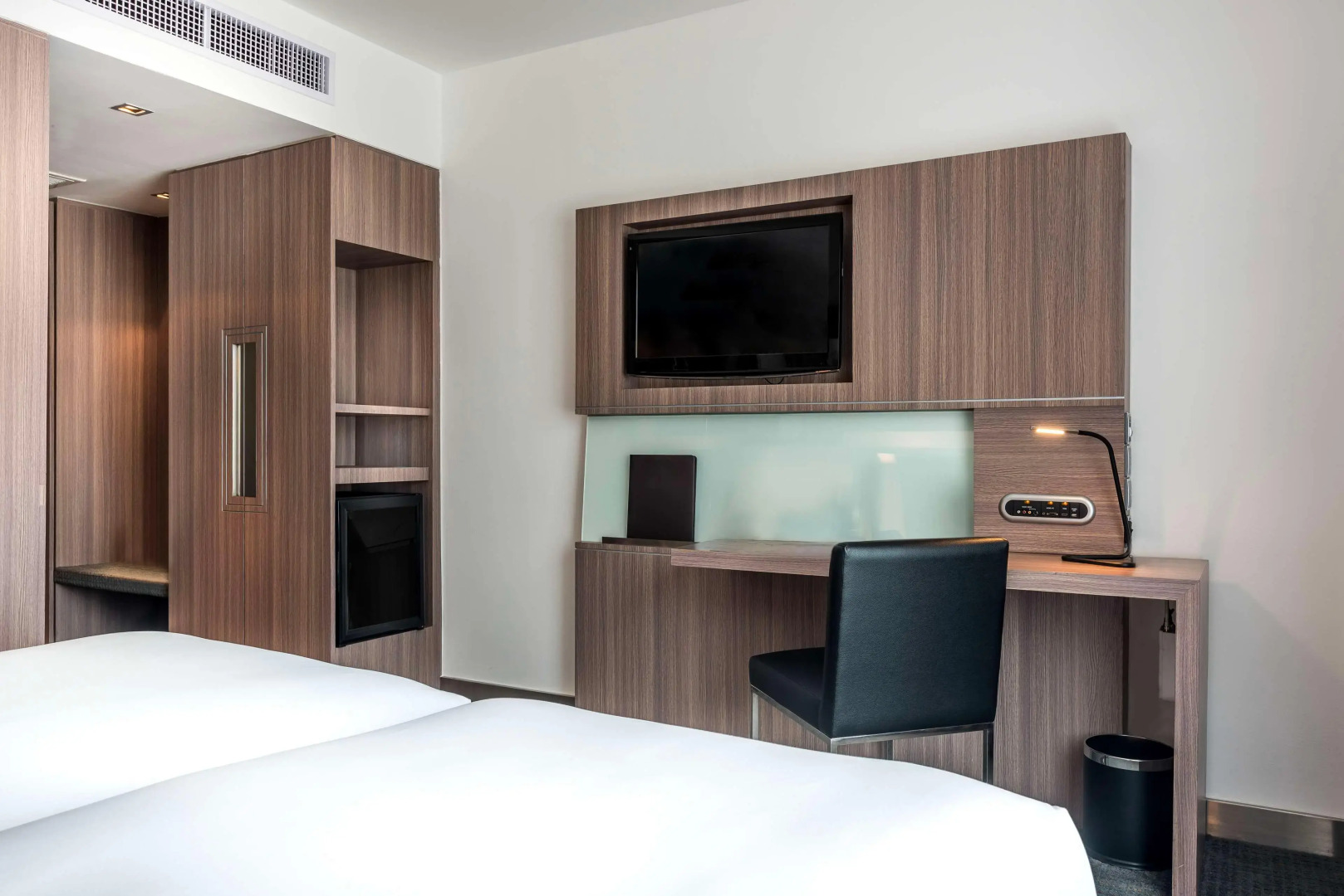 Hilton Garden Inn Bangkok Silom