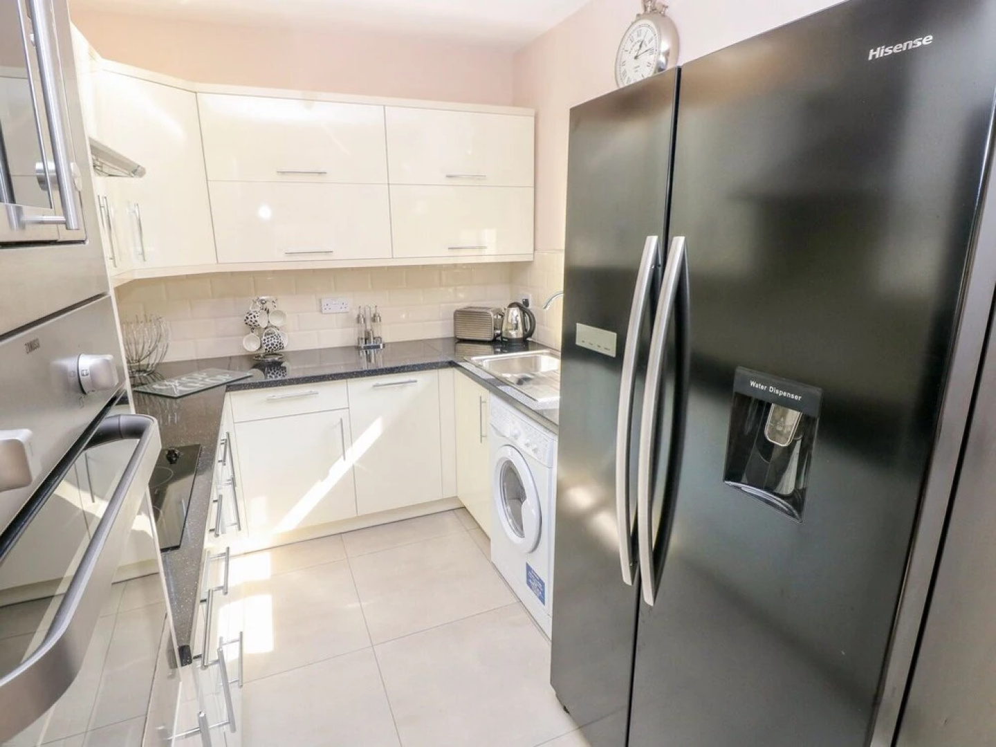 Vineyard Vale 8