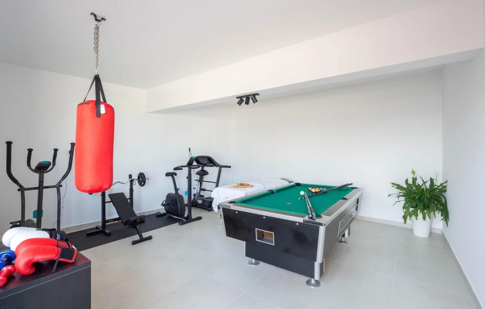 Beautiful Home in Split With Wifi and 3 Bedrooms