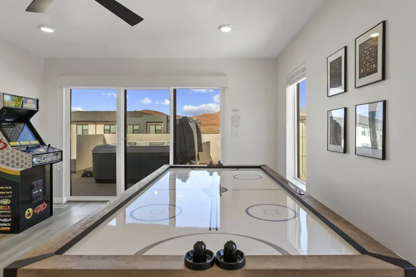 Sand Cove Retreat 5 Bedroom Townhouse