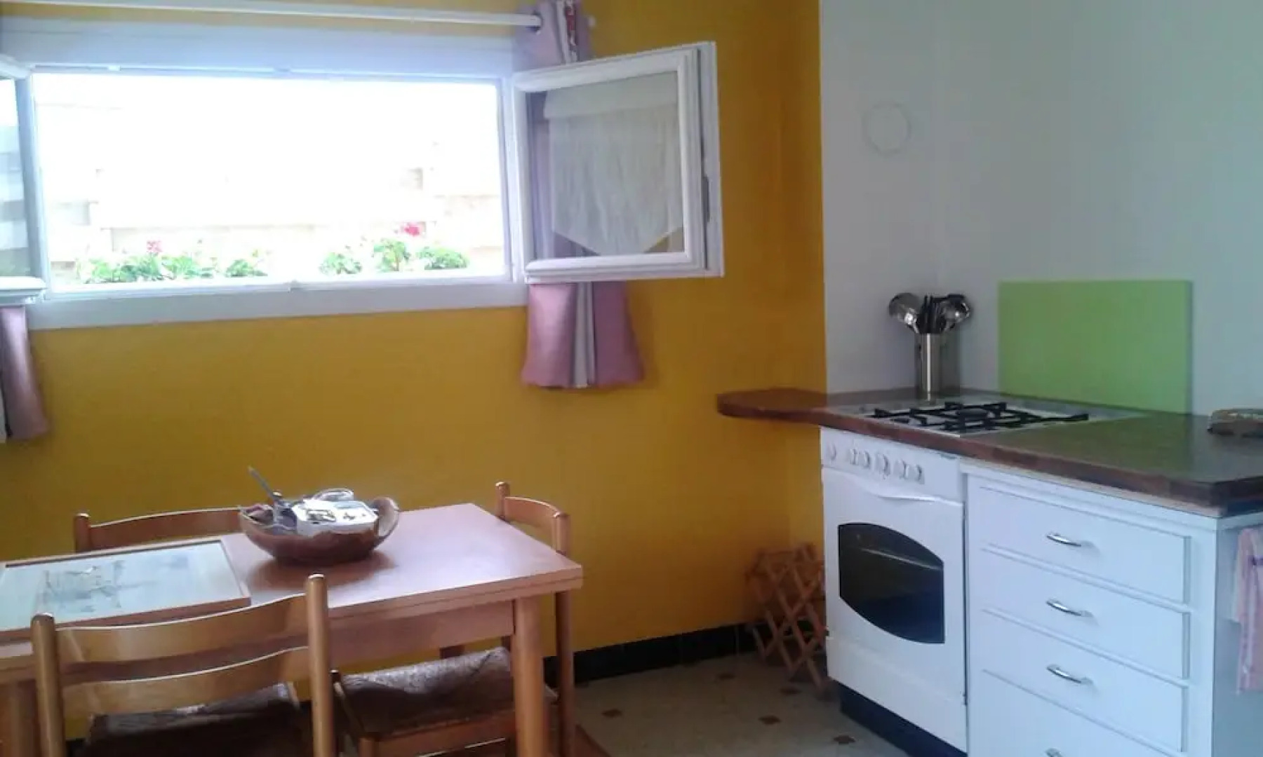 House With 4 Bedrooms in Locquirec, With Enclosed Garden and Wifi