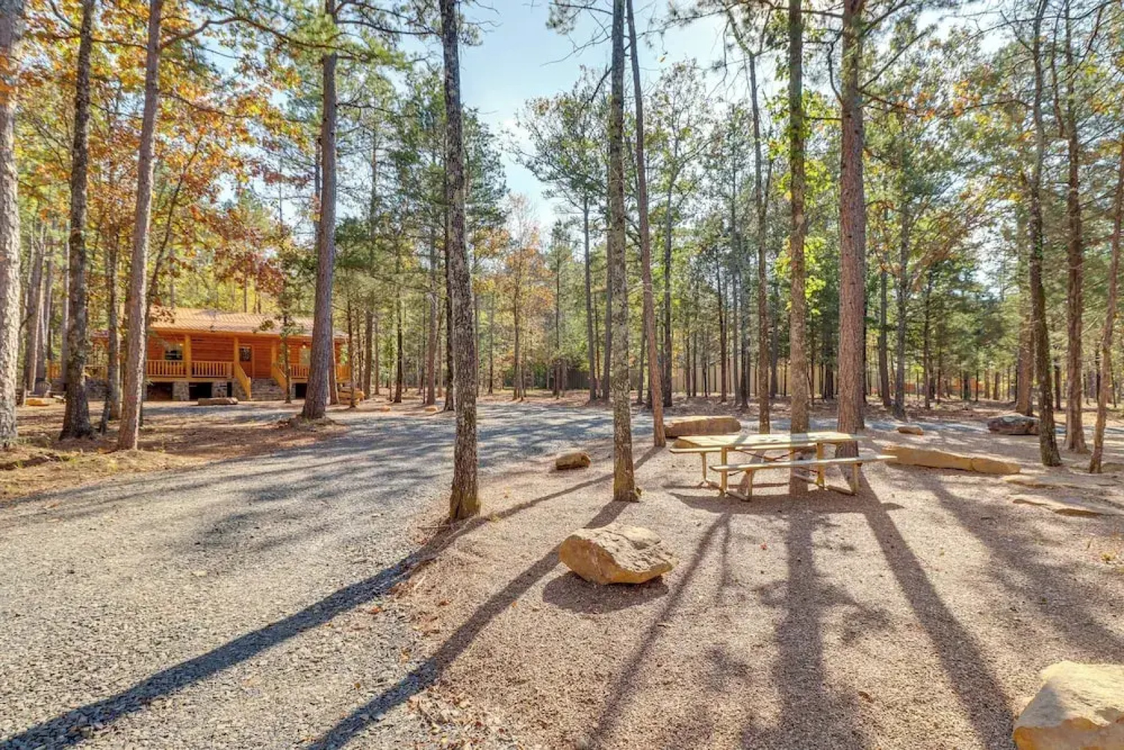 Tumbling Shoals Cabin w/ Fire Pit: 1 Mi to Lake