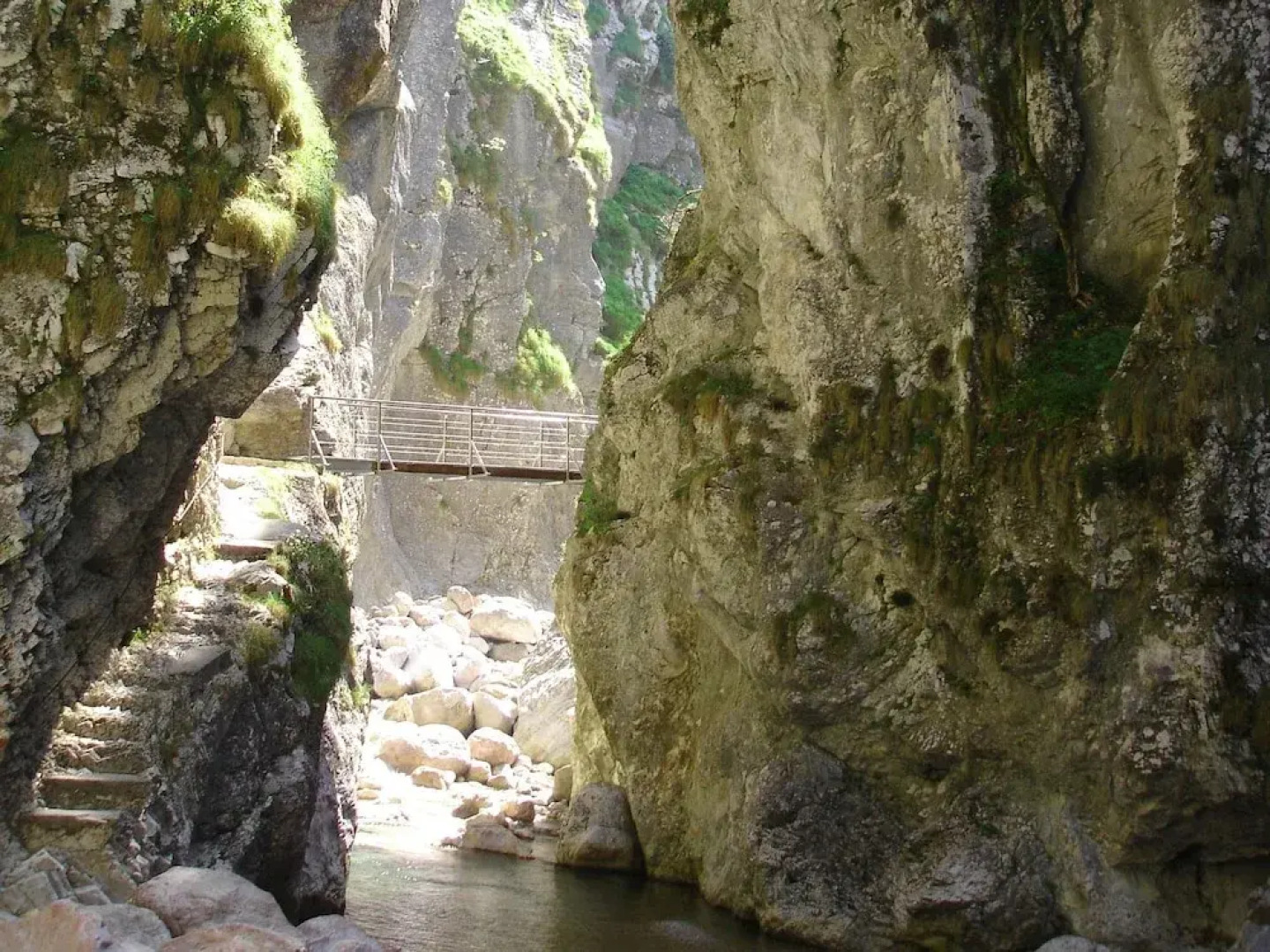 Spacious Apartment in Hermagor near Nassfeld-Pressegger