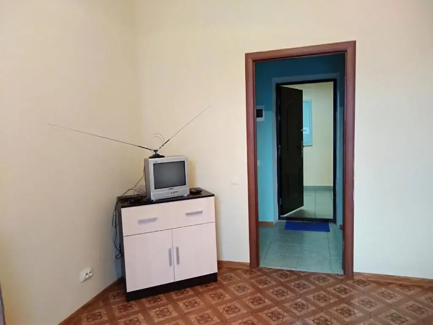 Служебная