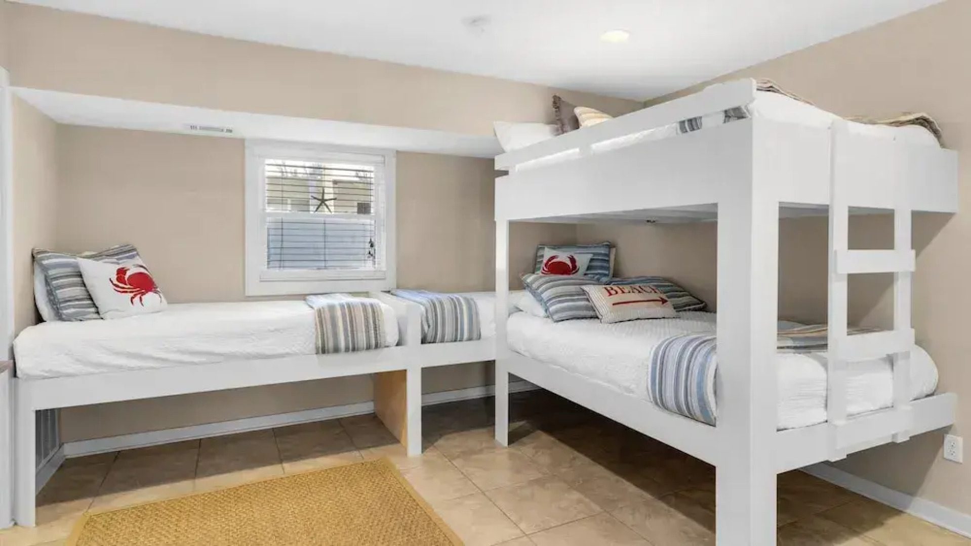 Your Ideal Beach Getaway With Private Pool, Game Room and Close to Beach!