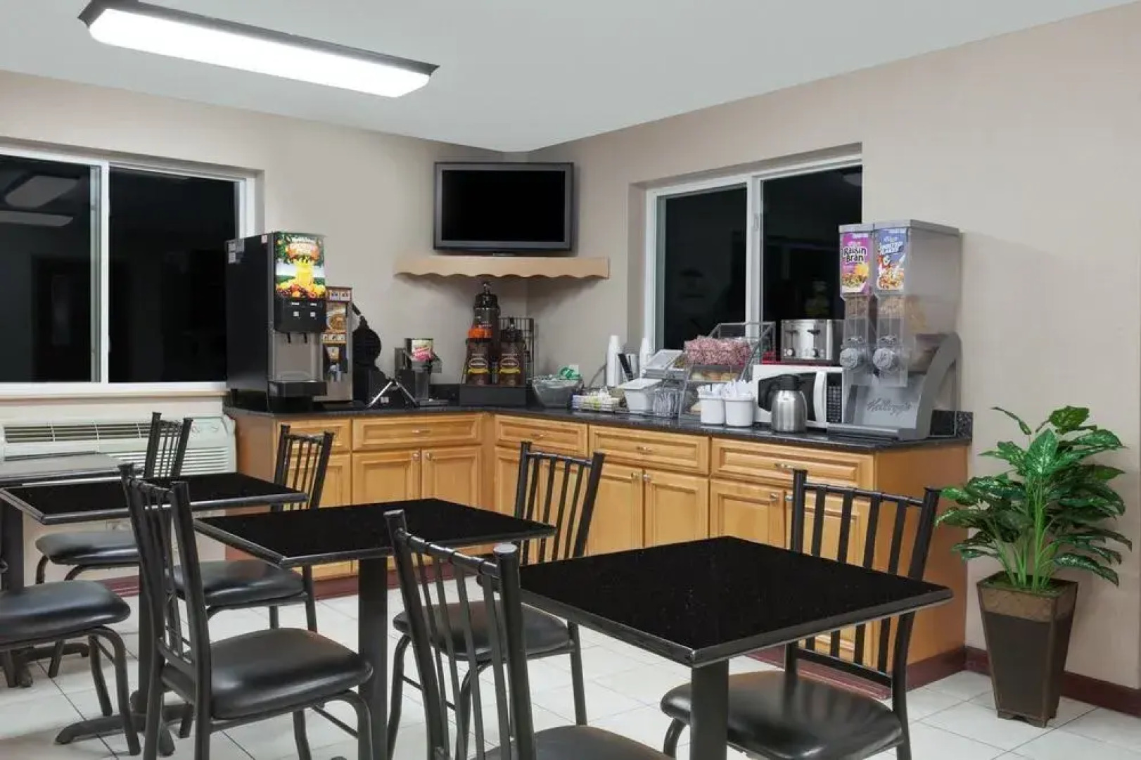 Super 8 By Wyndham Latham/Albany Airport