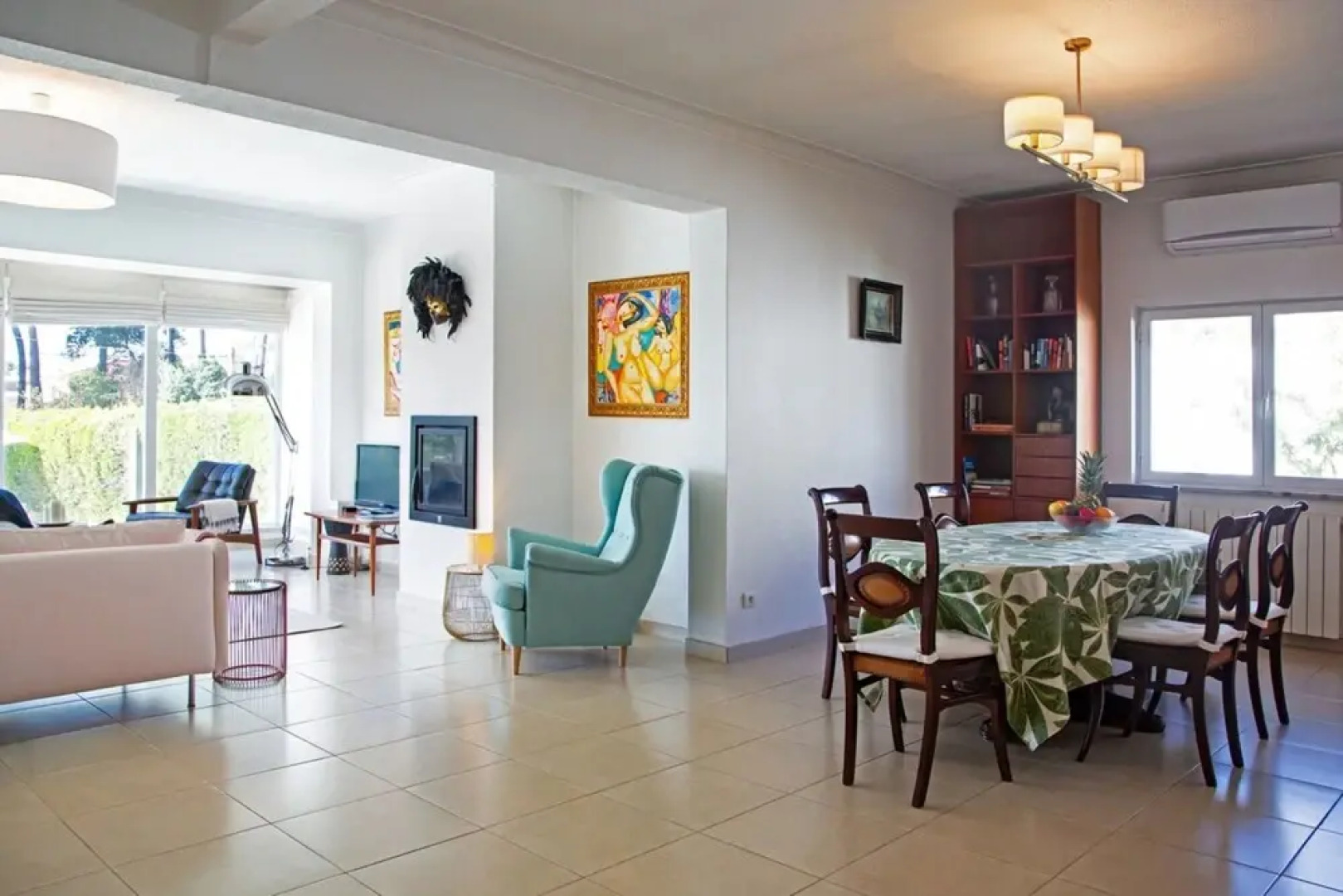 Fig Tree Family House w 4 Bedrooms, Garden & Pool