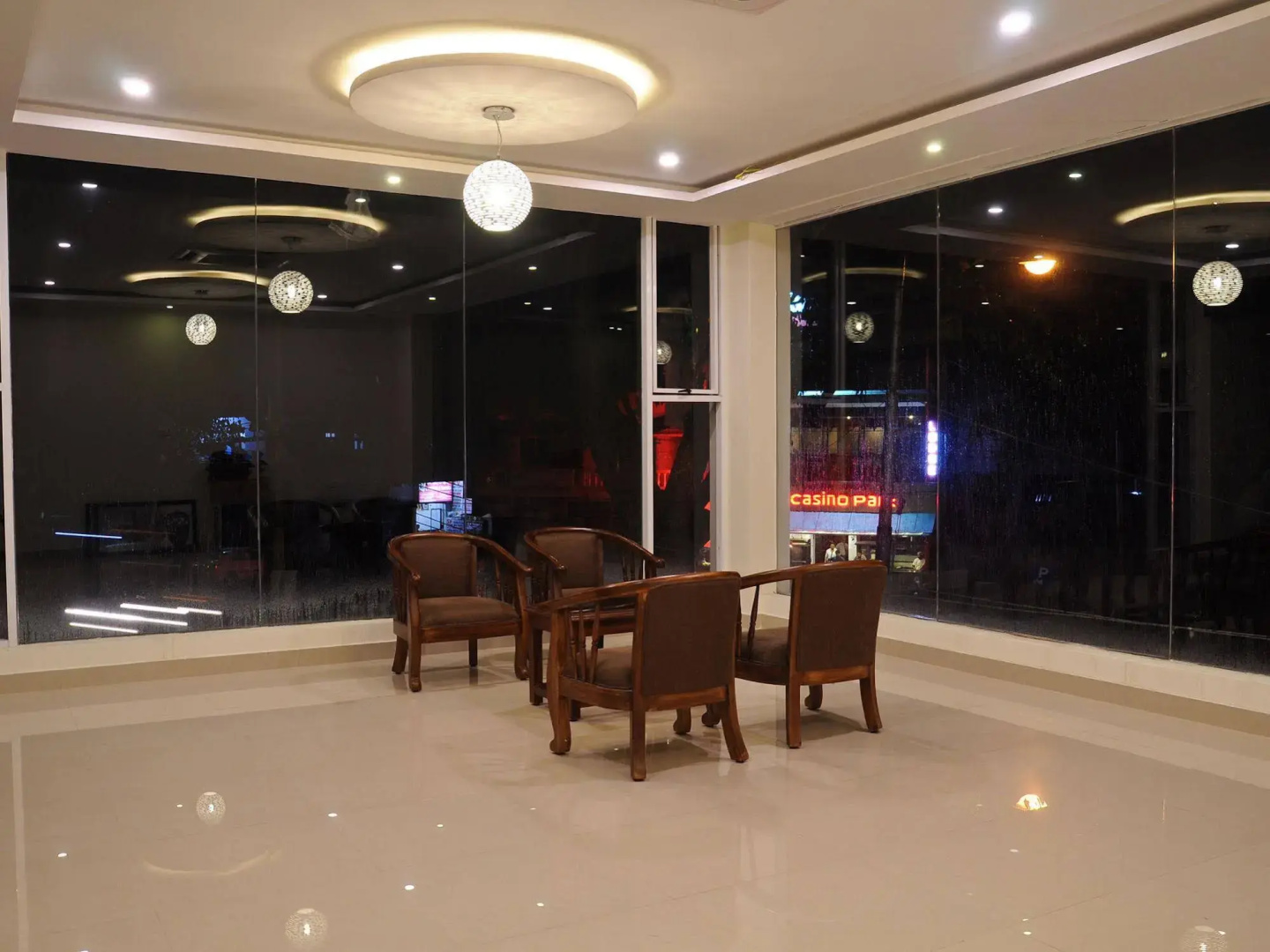 Hotel Golden Castle