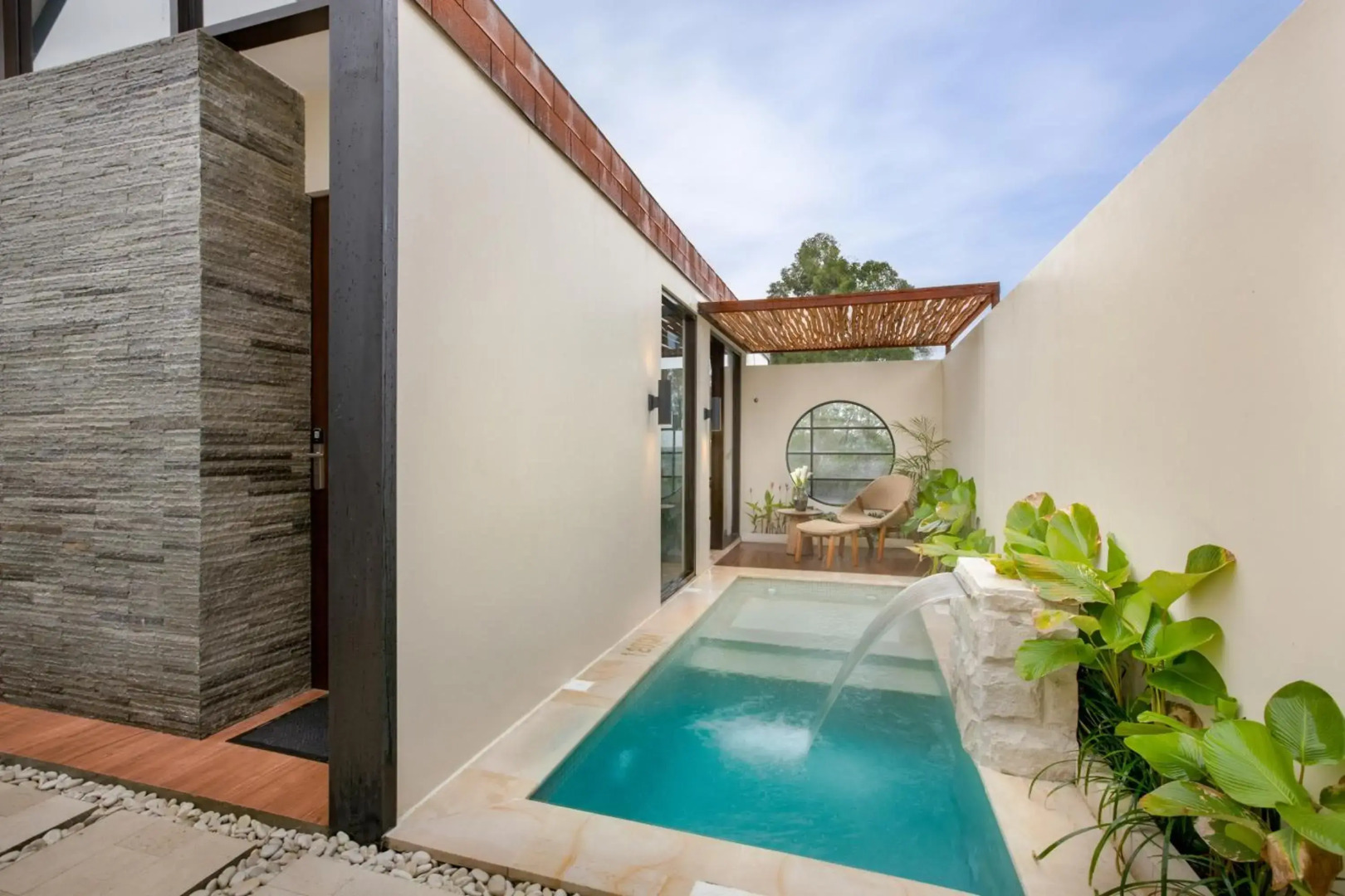 Sunsetfalls Gardens and Resort