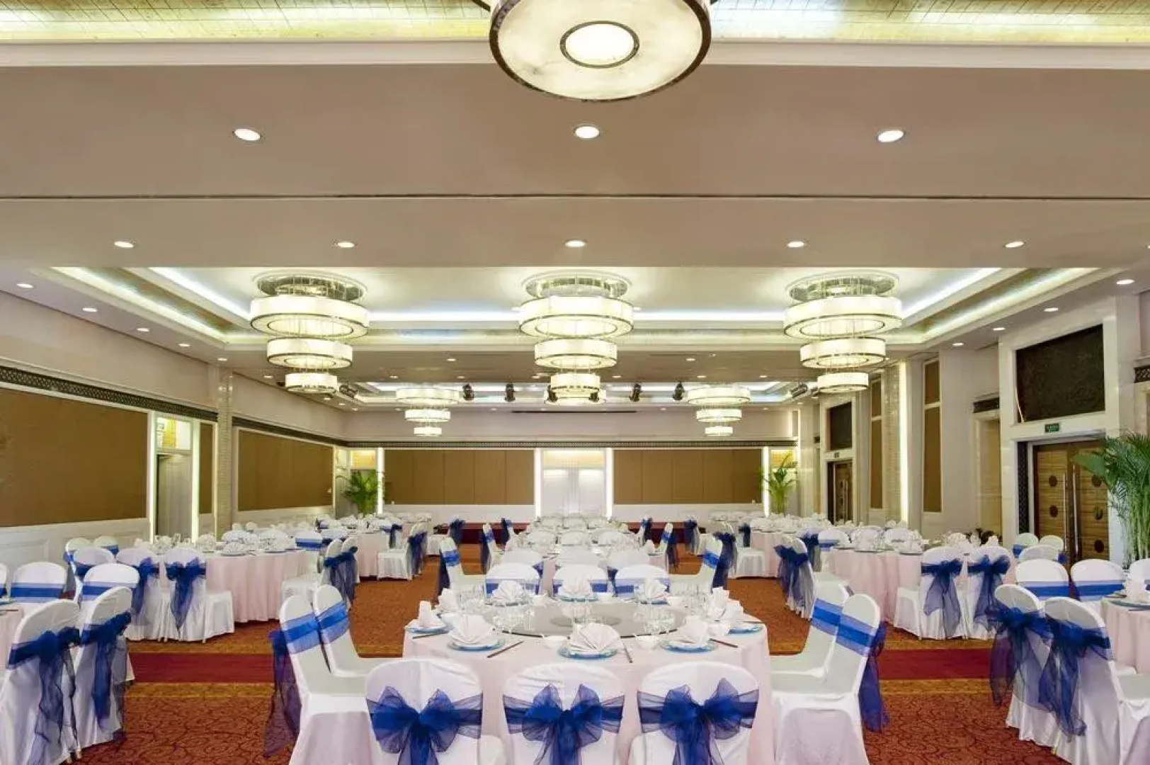 New Century Sea View Hotel Qinhuangdao