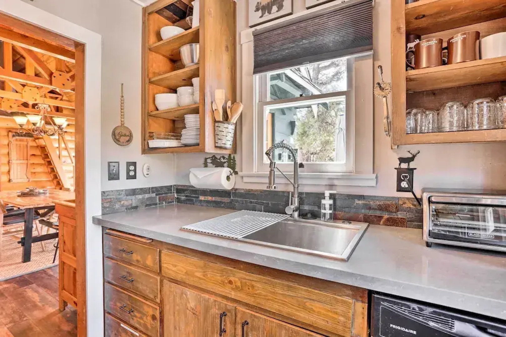 Curly Cabin - 1964 by Big Bear Vacations