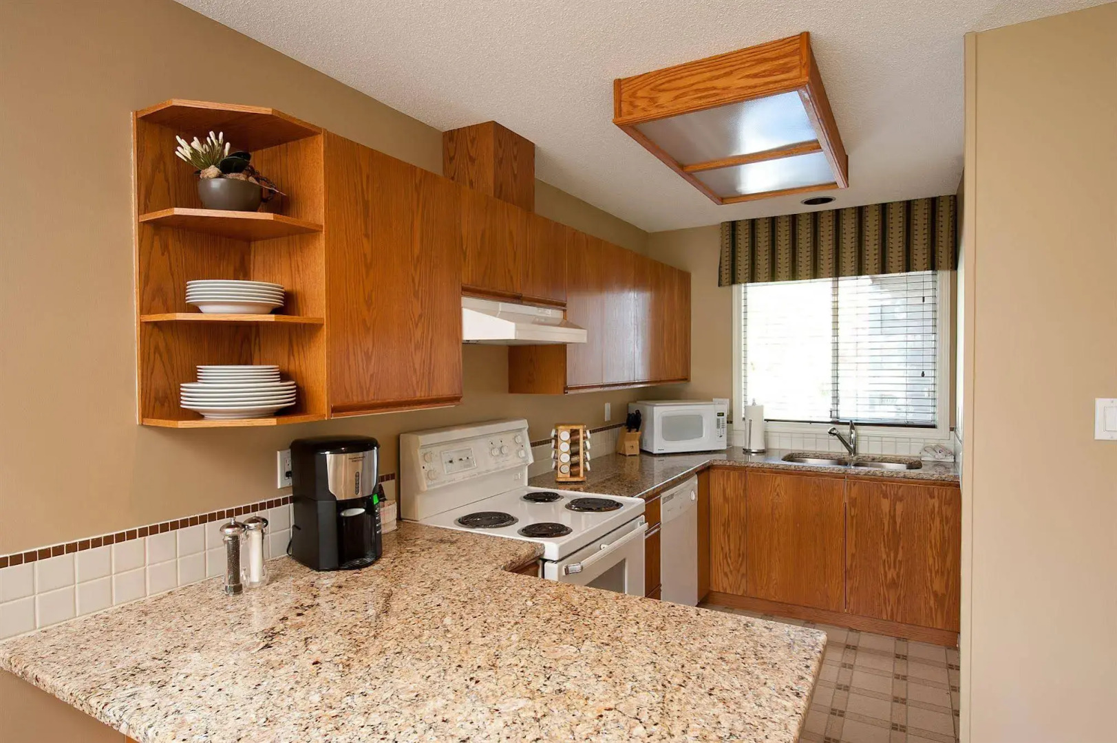 Pacific Shores Resort & Spa