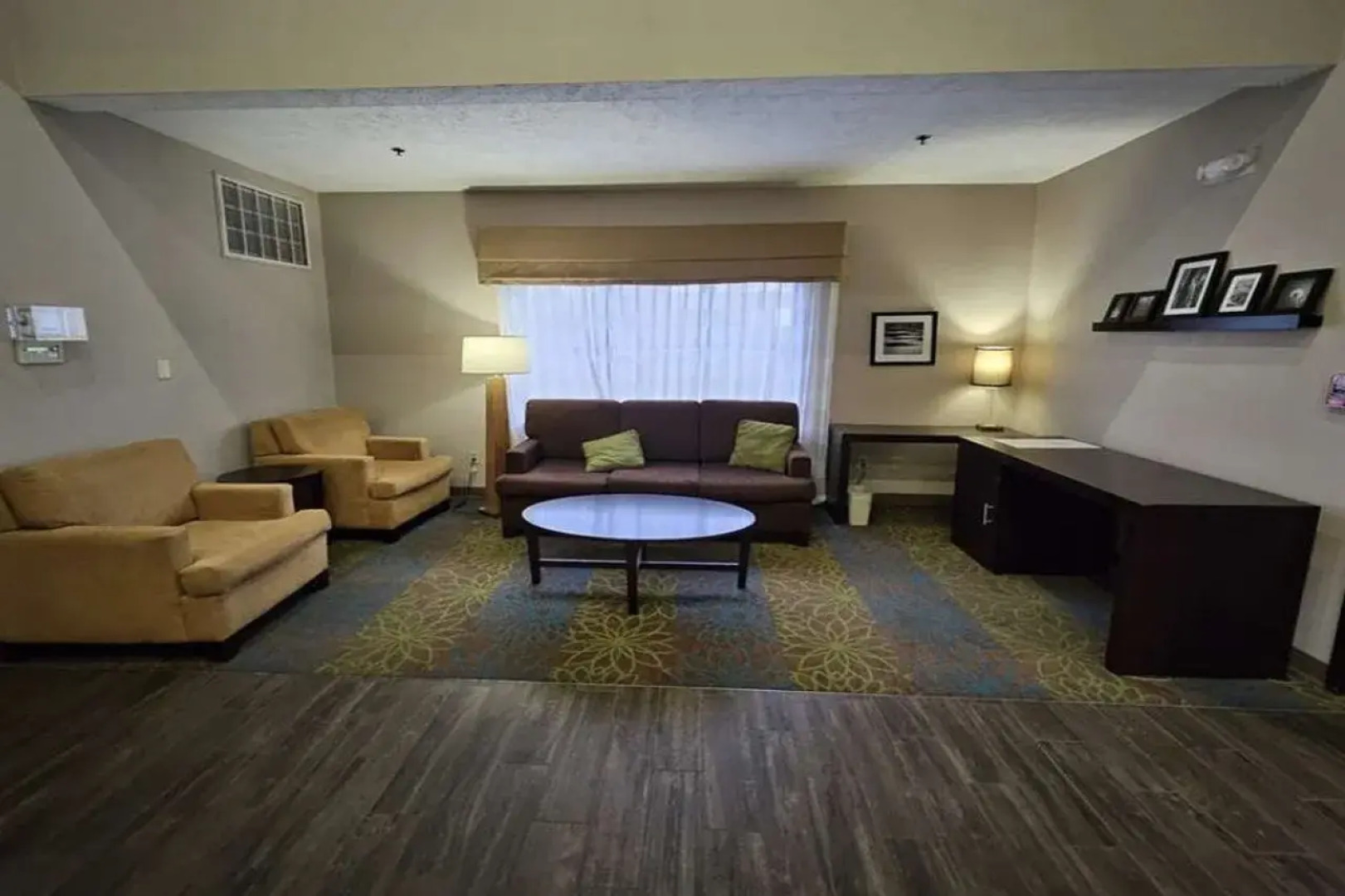 SureStay by Best Western Summerville Flowertown