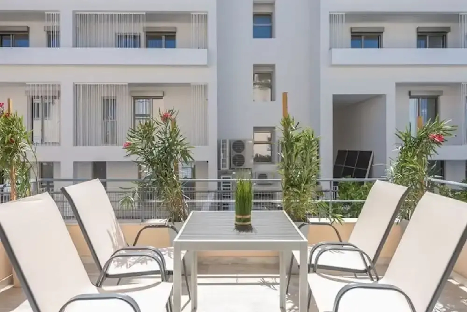 Adelos Villa With Sauna and Rooftop Garden In Elliniko