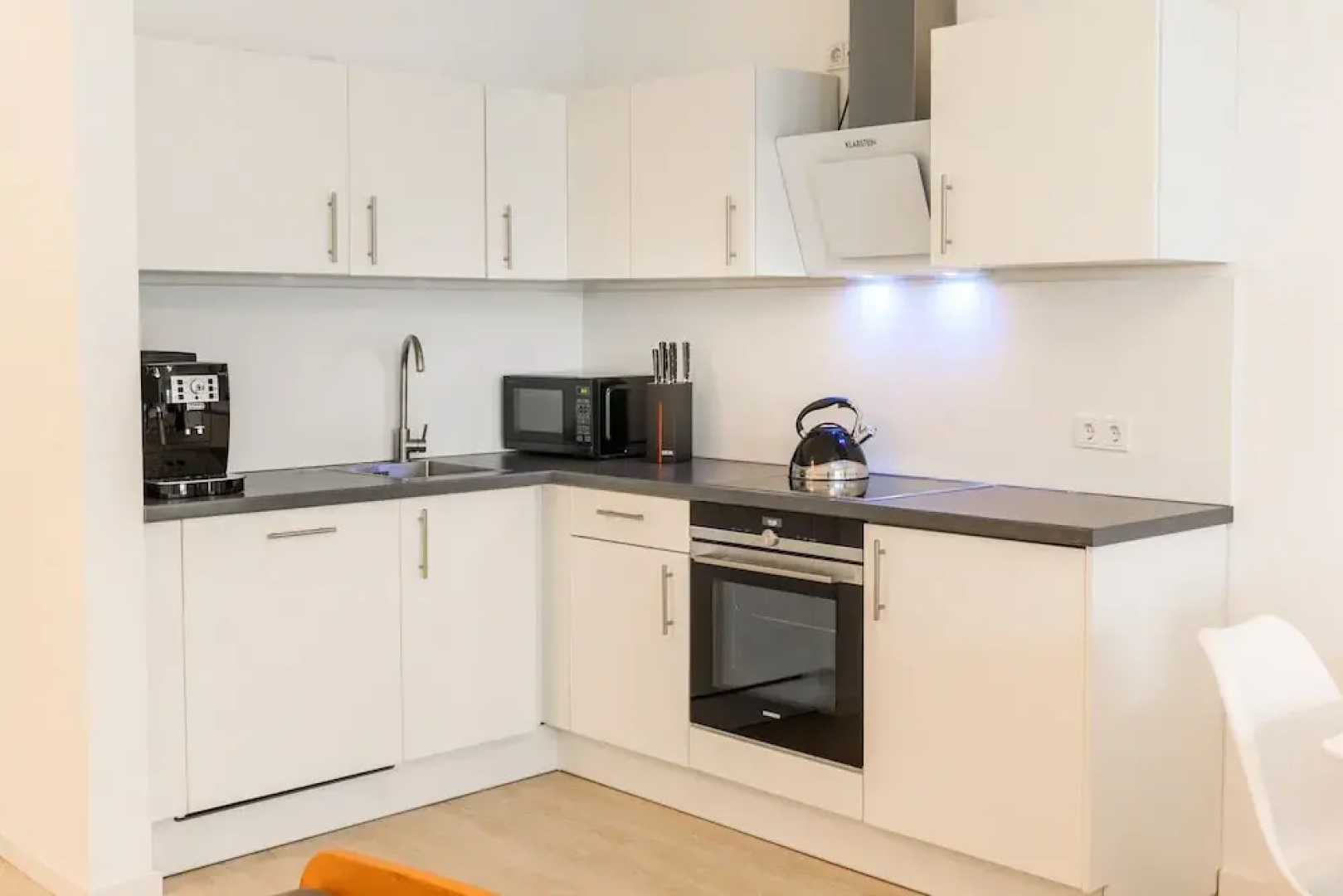 Modern and Bright Studio