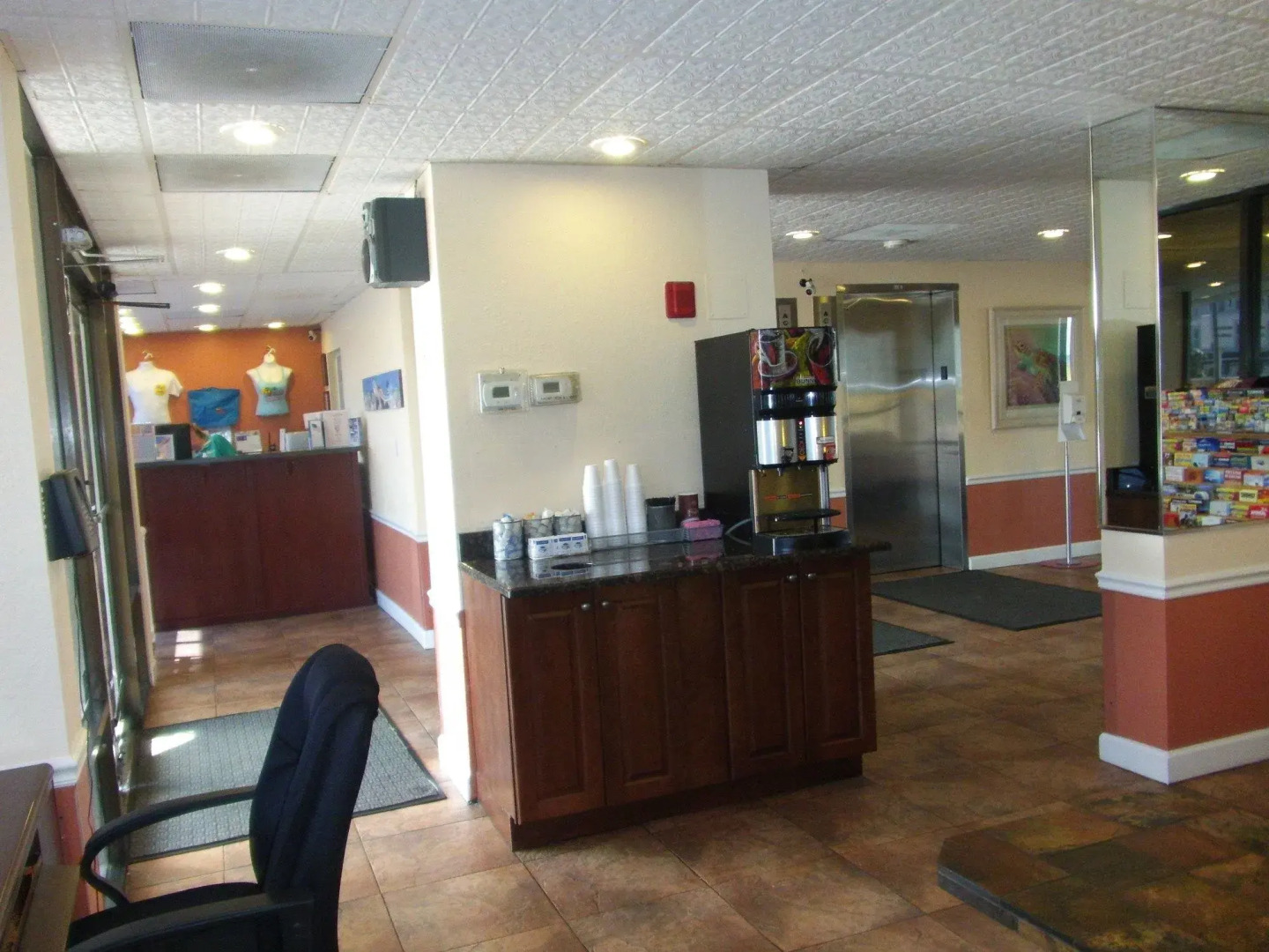 Island Inn Beach Resort