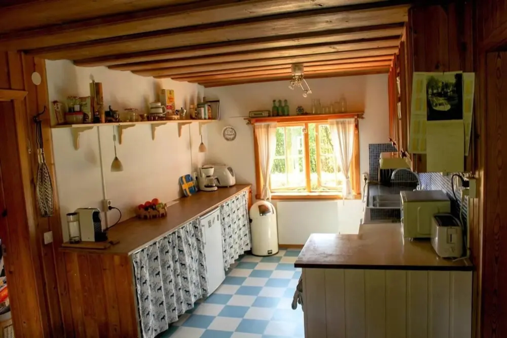 Beautiful 4-5 Persons Cottage in Alvdalen