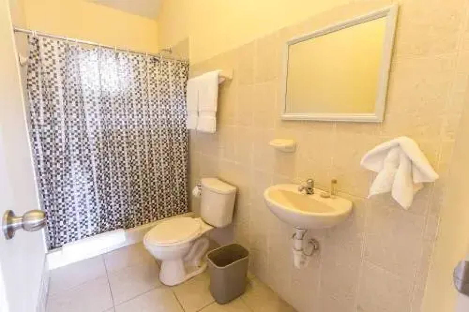 LP Express Hotel Tarma