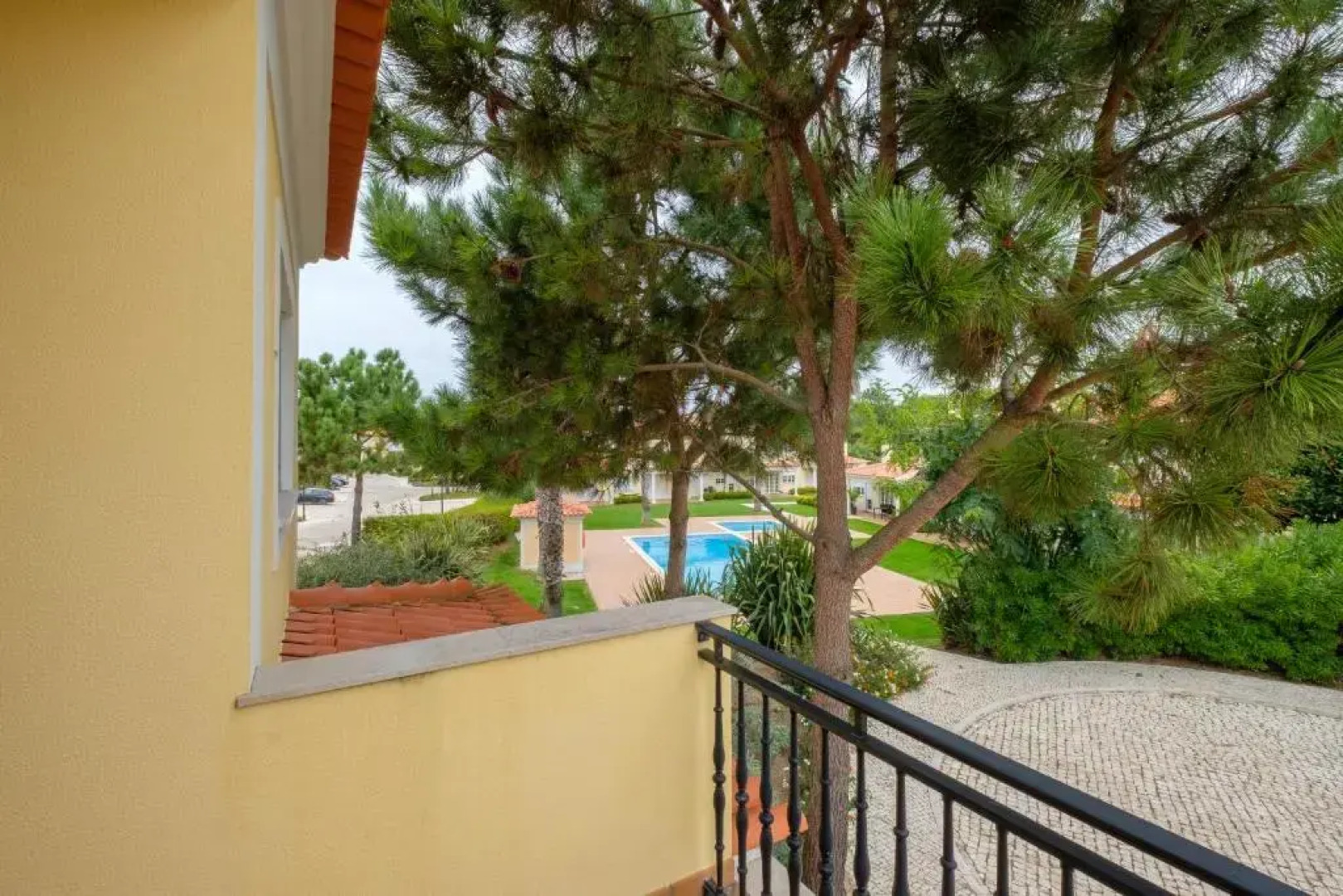 D. Sebastião Townhouse