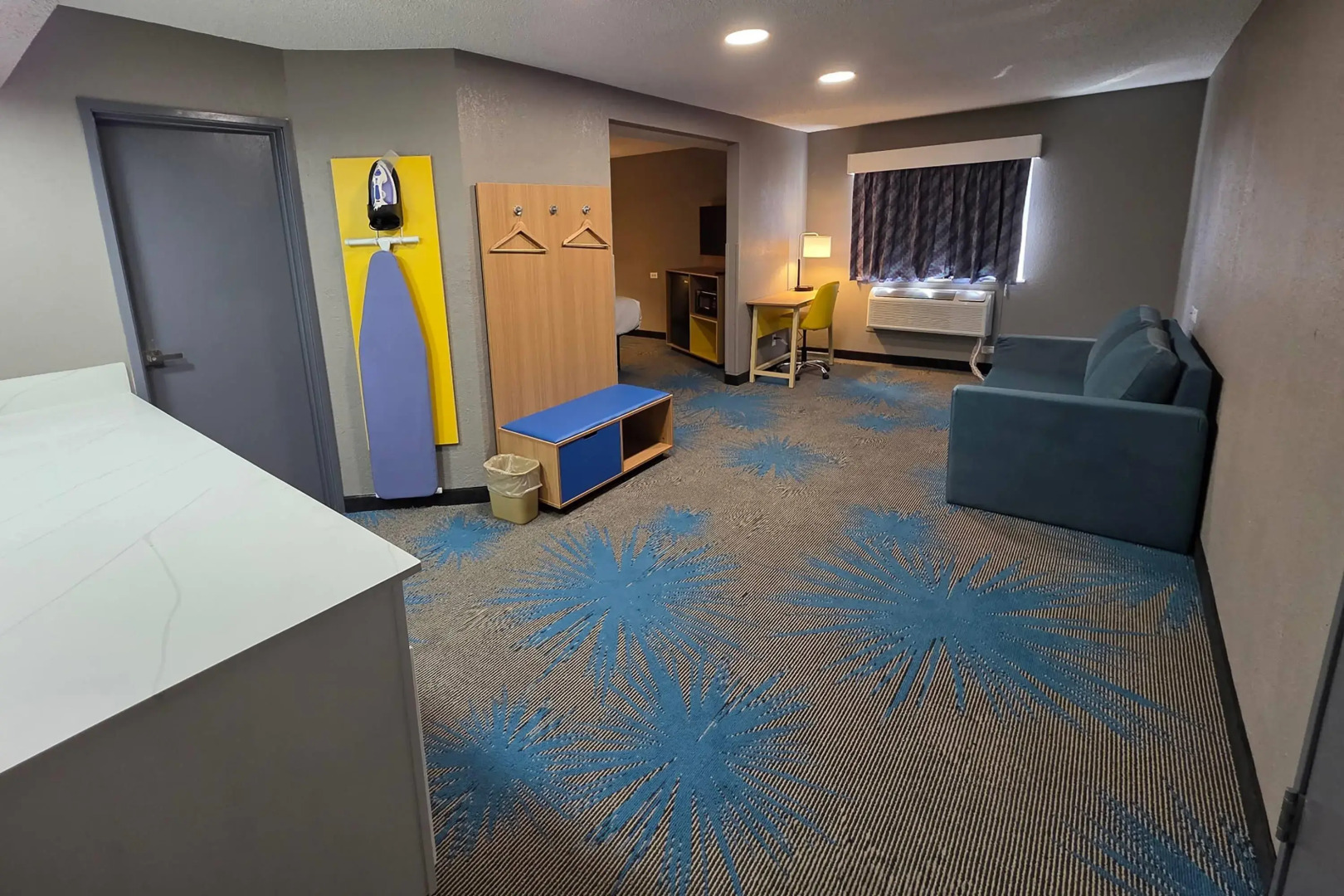 Days Inn by Wyndham Waukegan