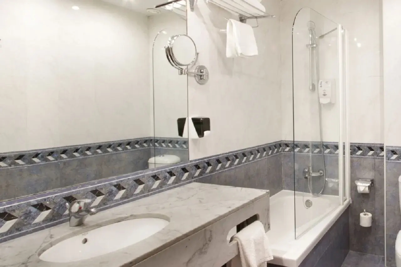 Hotel Garbi Millenni